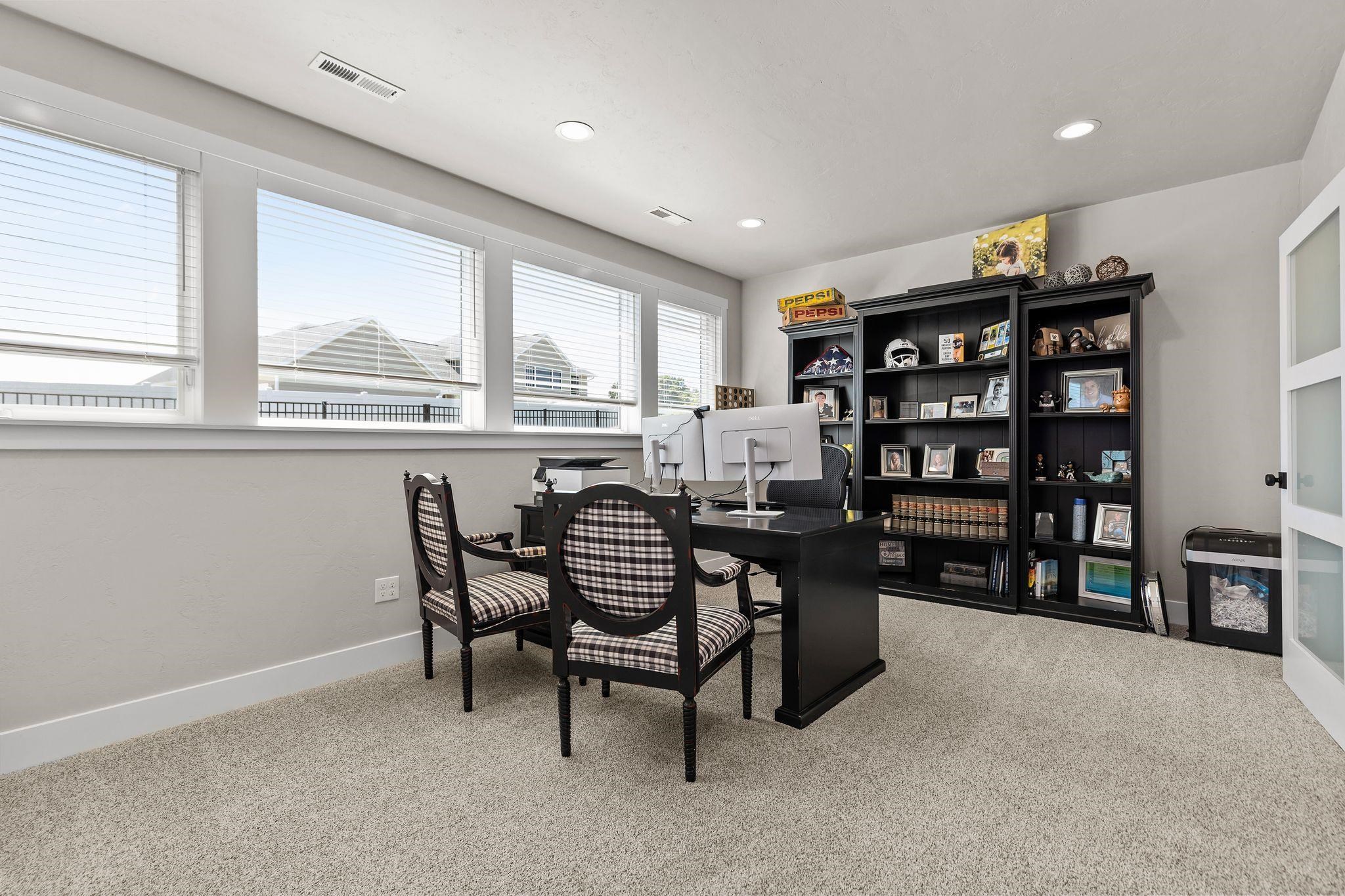 3001 W OLD OAK Drive