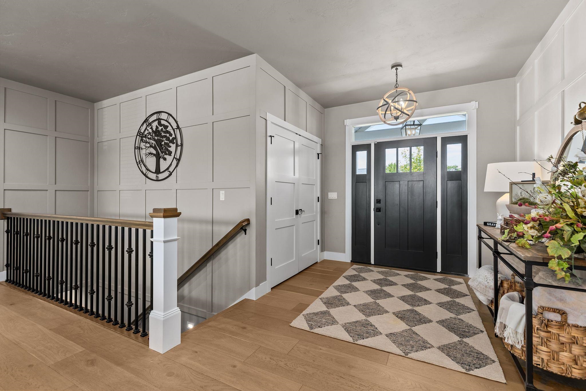 3001 W OLD OAK Drive