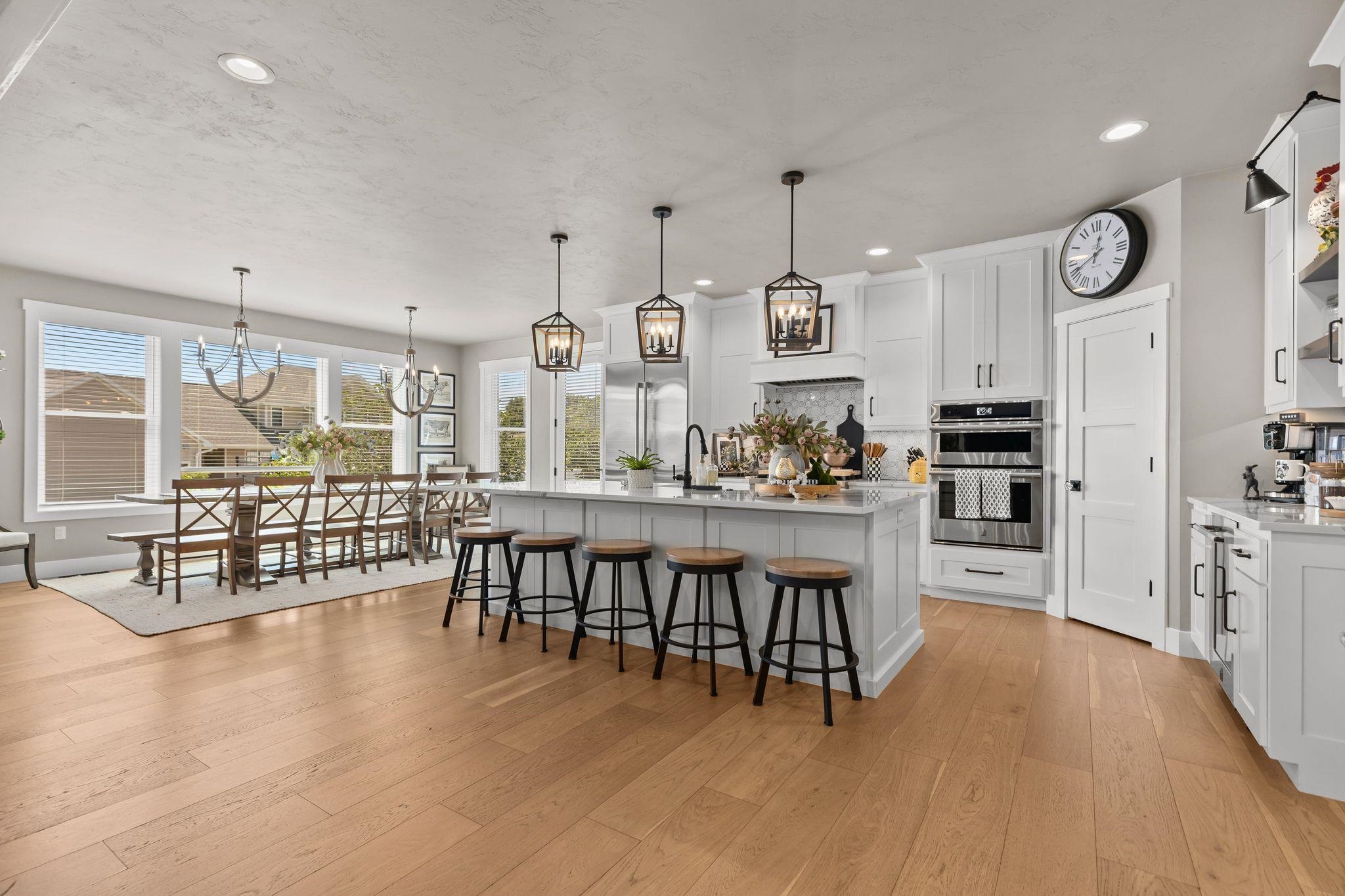 3001 W OLD OAK Drive