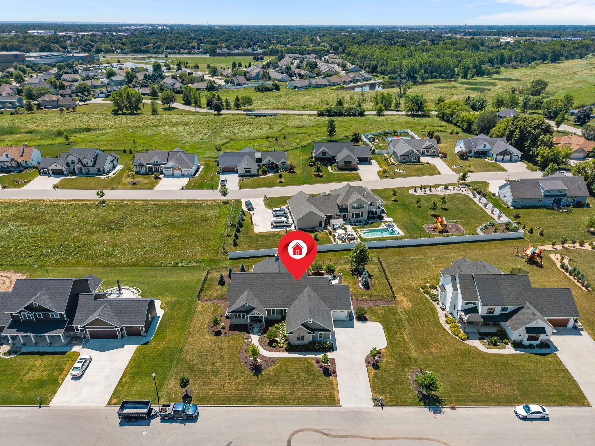 3001 W OLD OAK Drive