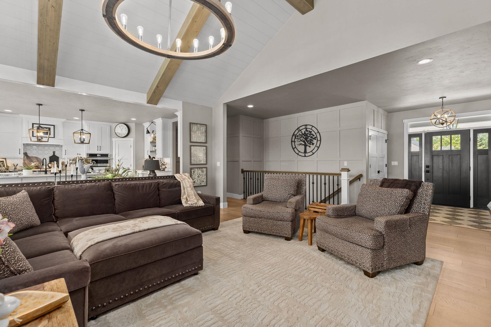 3001 W OLD OAK Drive