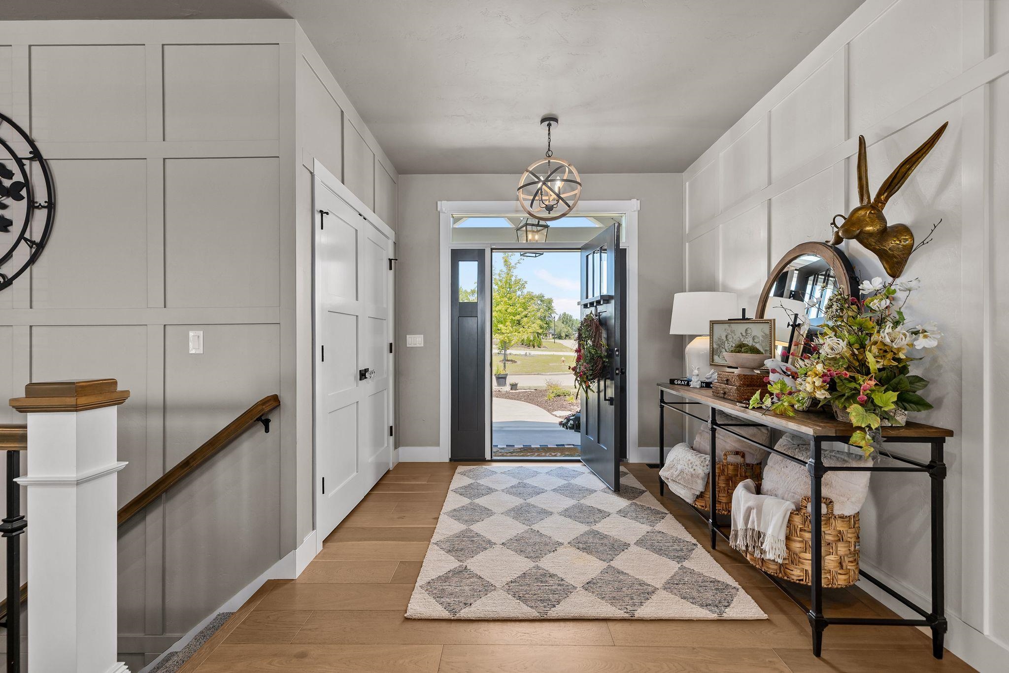 3001 W OLD OAK Drive