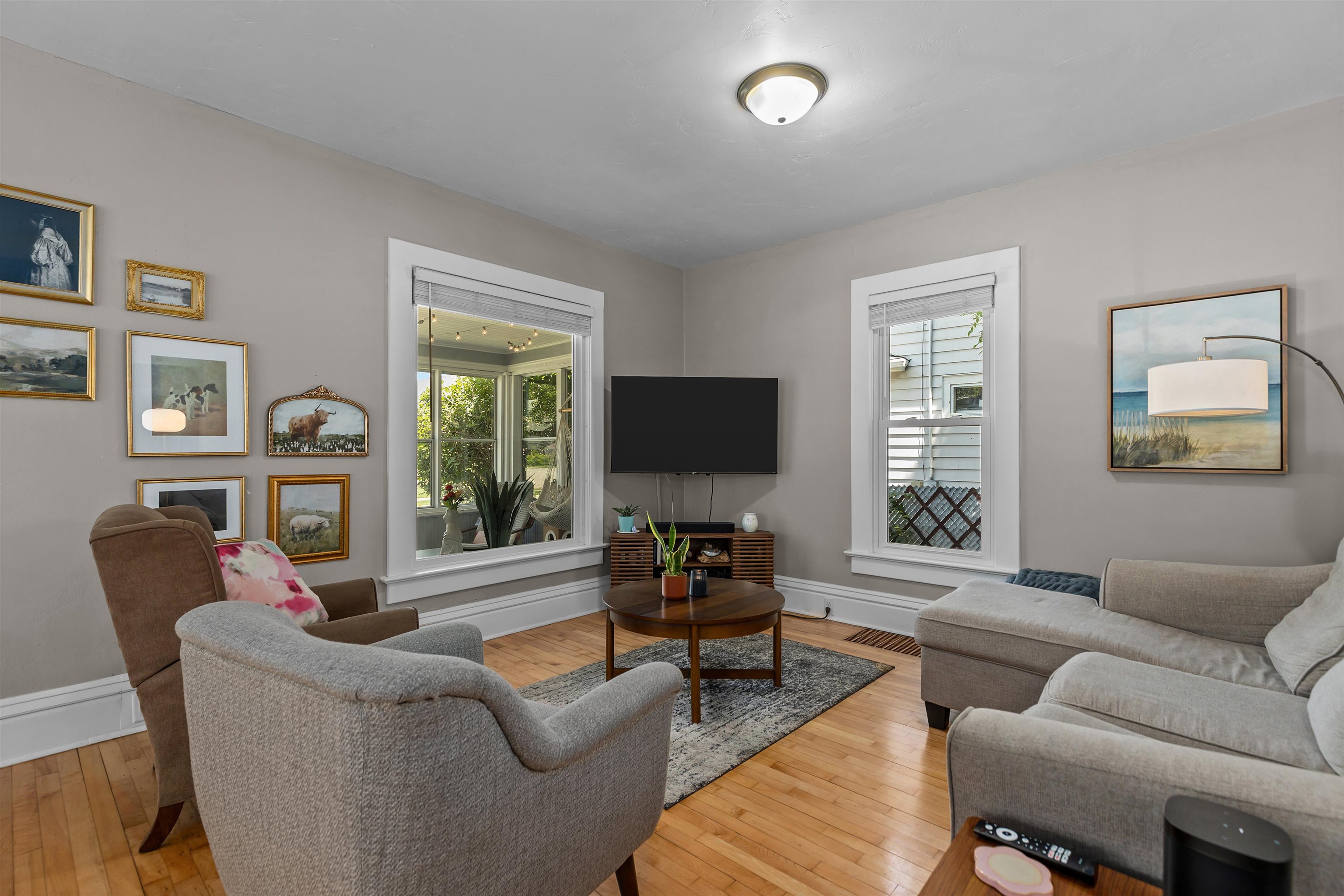 623 W NEW YORK Avenue