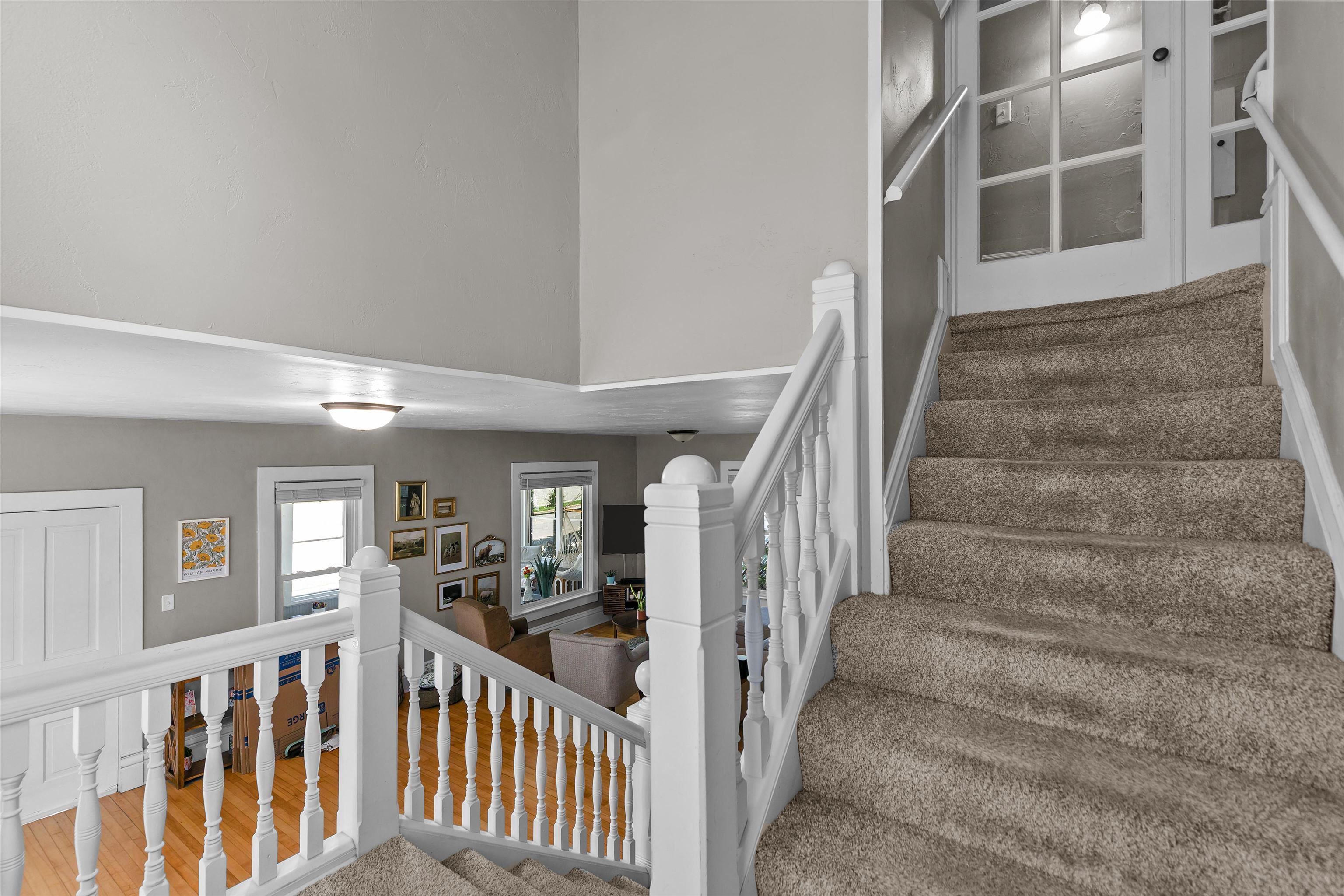 623 W NEW YORK Avenue