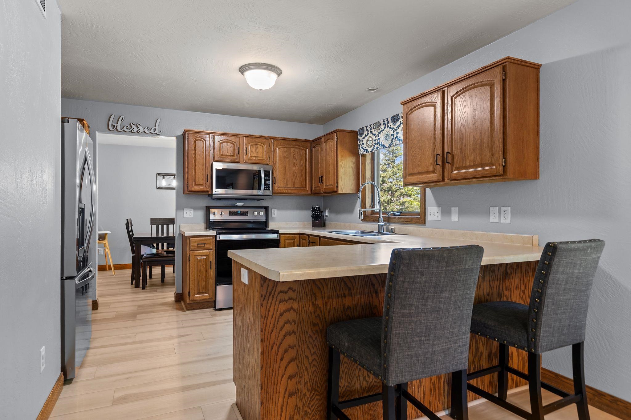 W5876 BLUE BONNET Drive