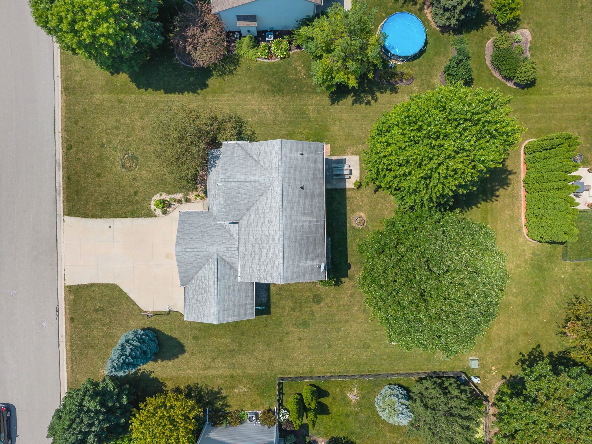 W5876 BLUE BONNET Drive