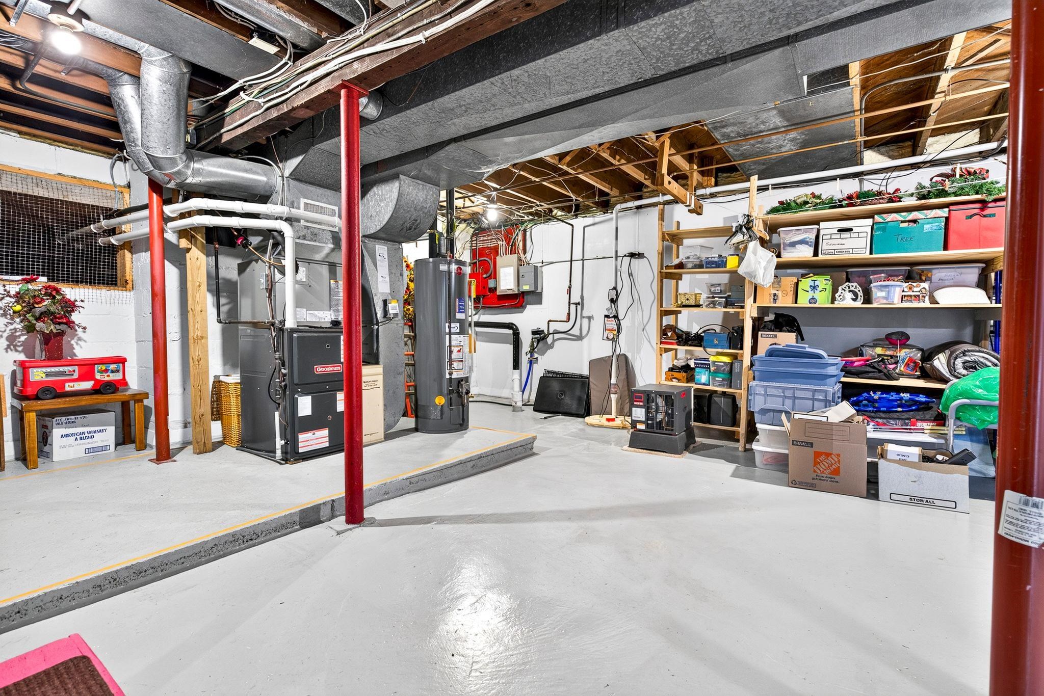 817 SPRING Street