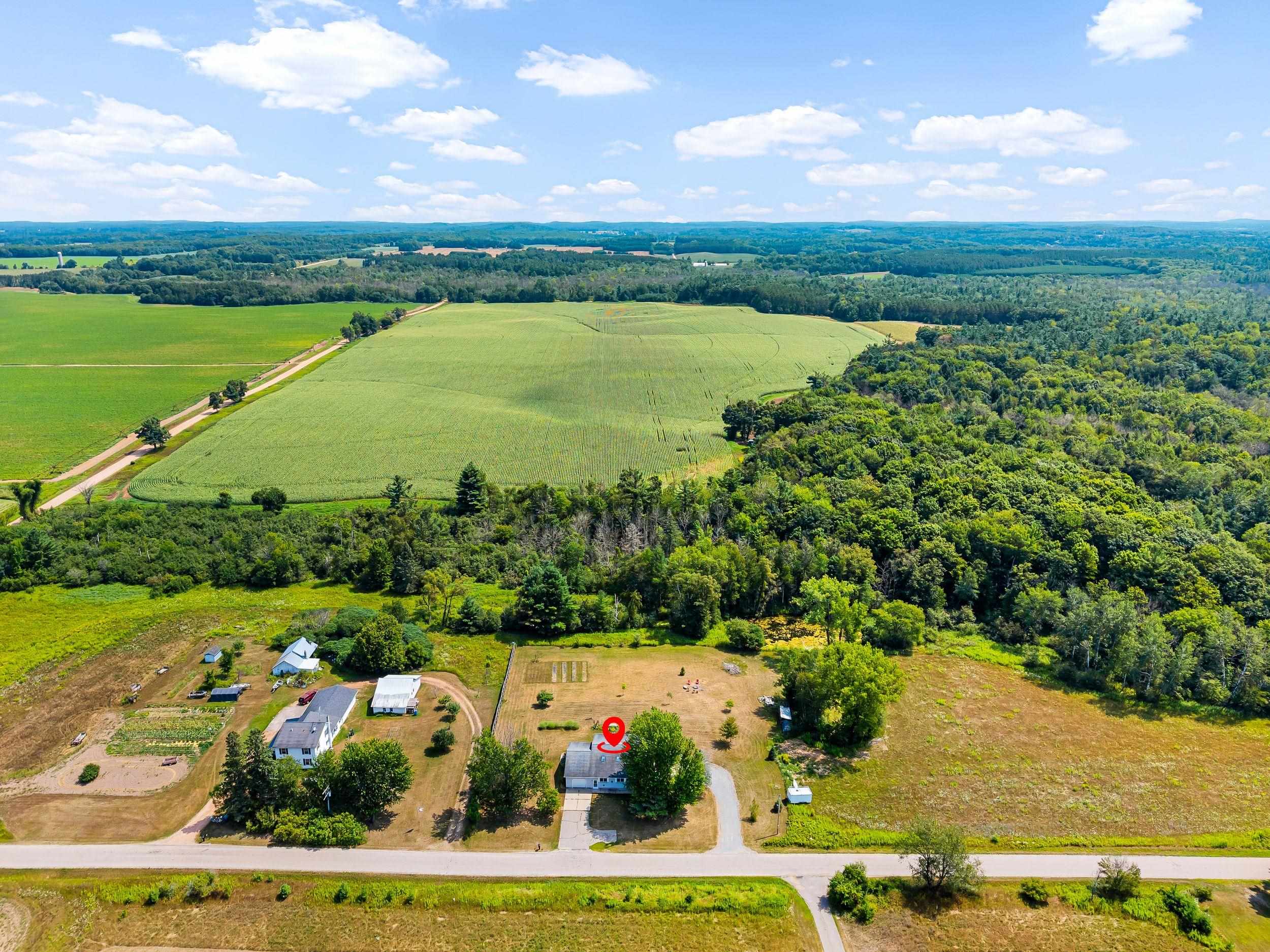 2847 LINDEN Road