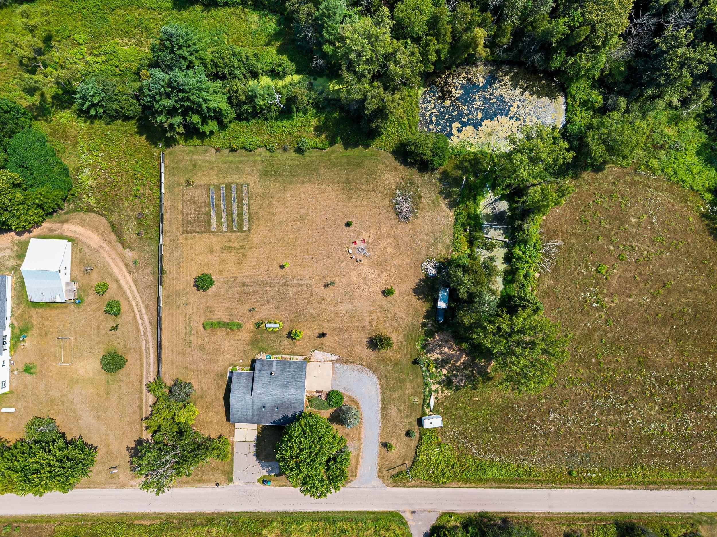 2847 LINDEN Road