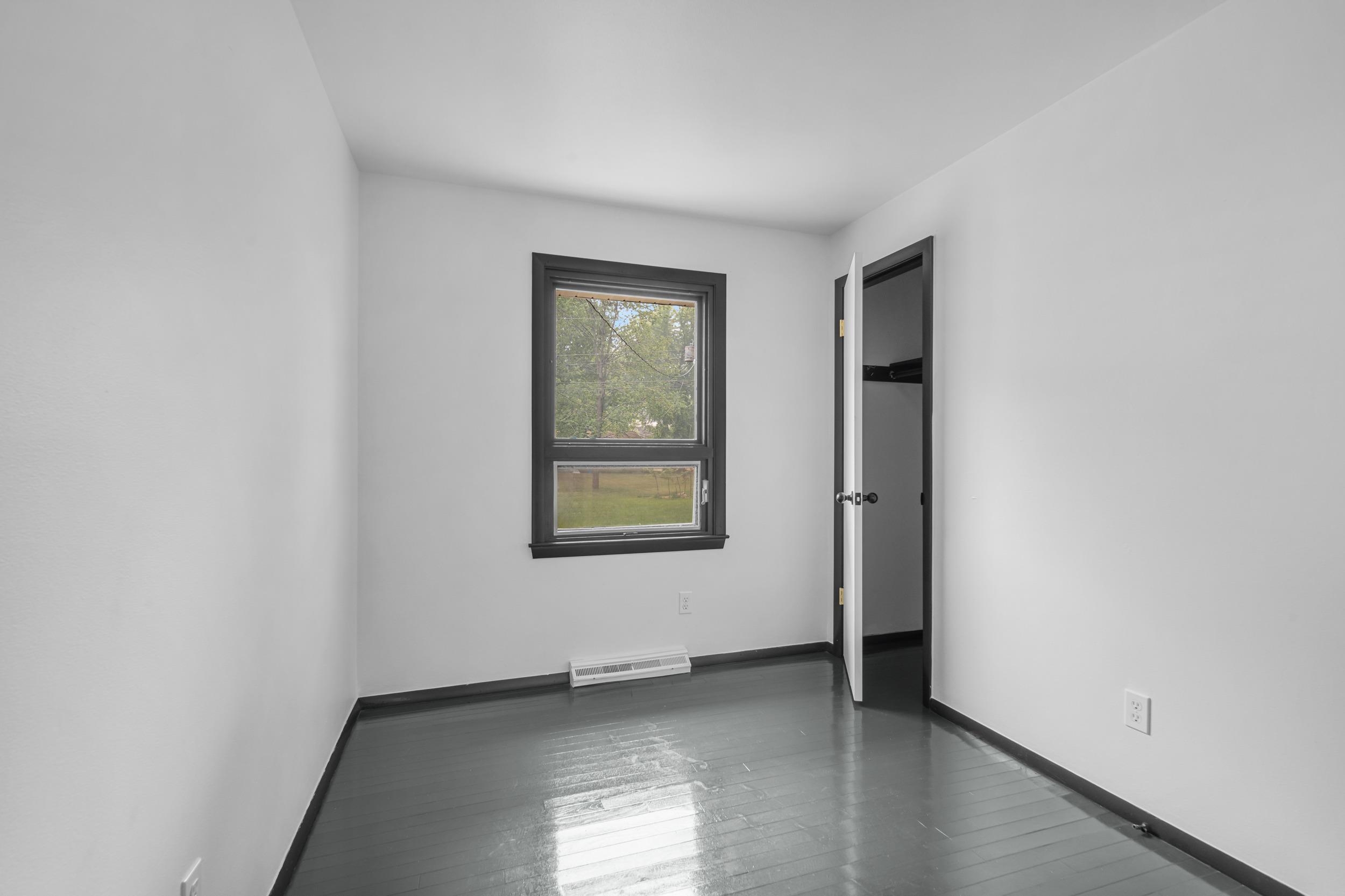 296 S WASHINGTON Street