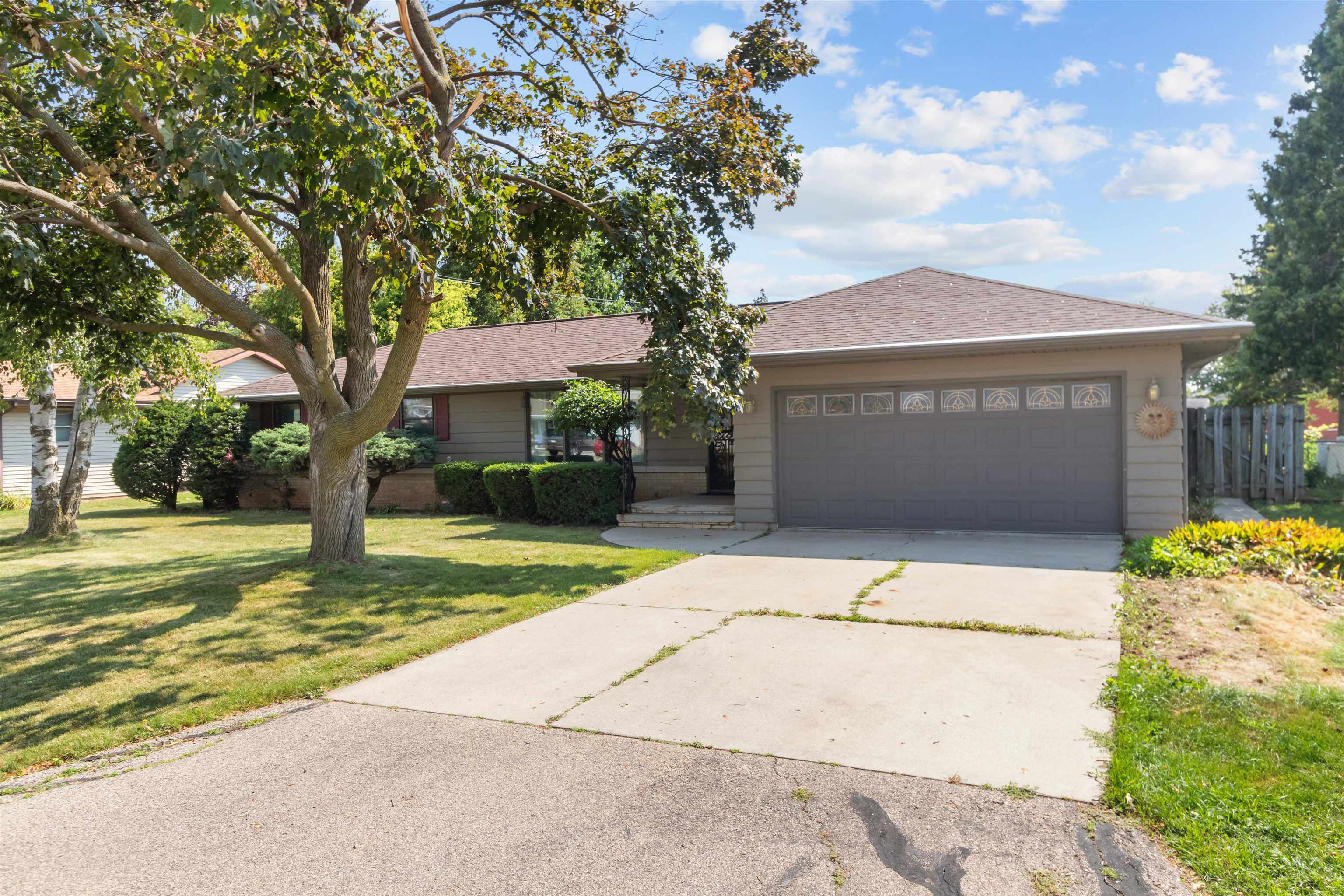 1187 LORETTA Avenue