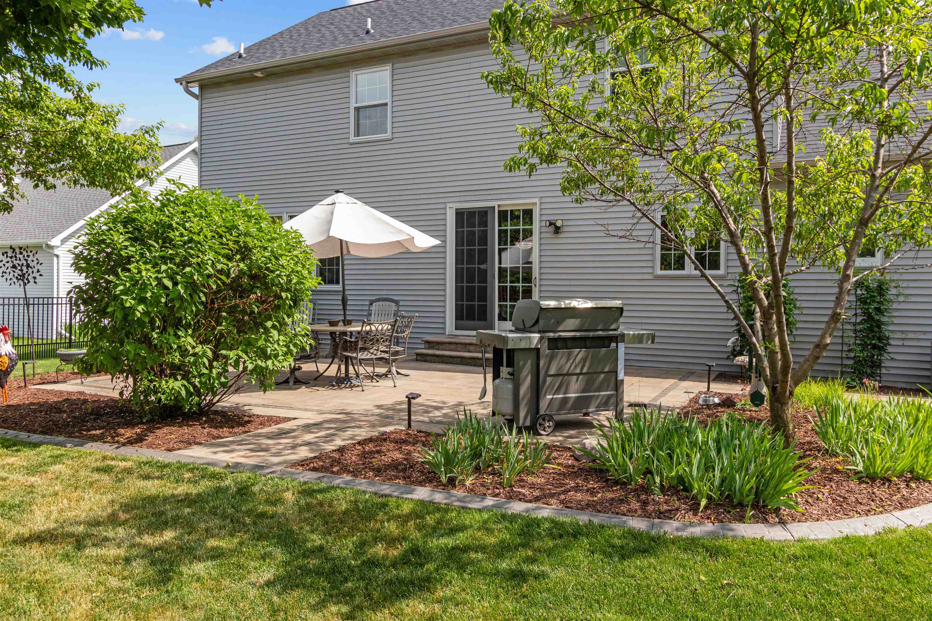224 E CARRINGTON Lane