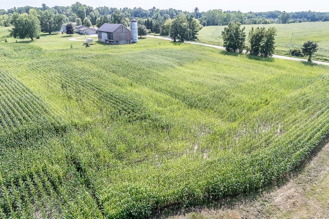 N3212 BEAN CITY Road