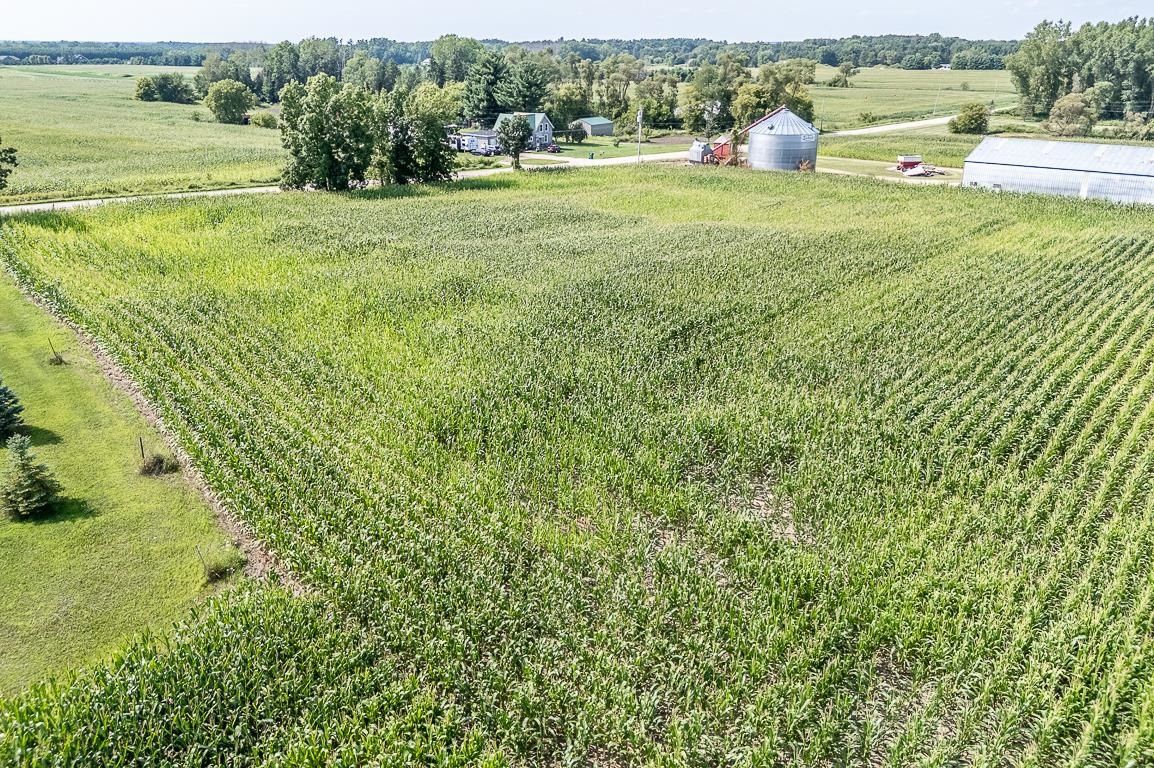 N3212 BEAN CITY Road