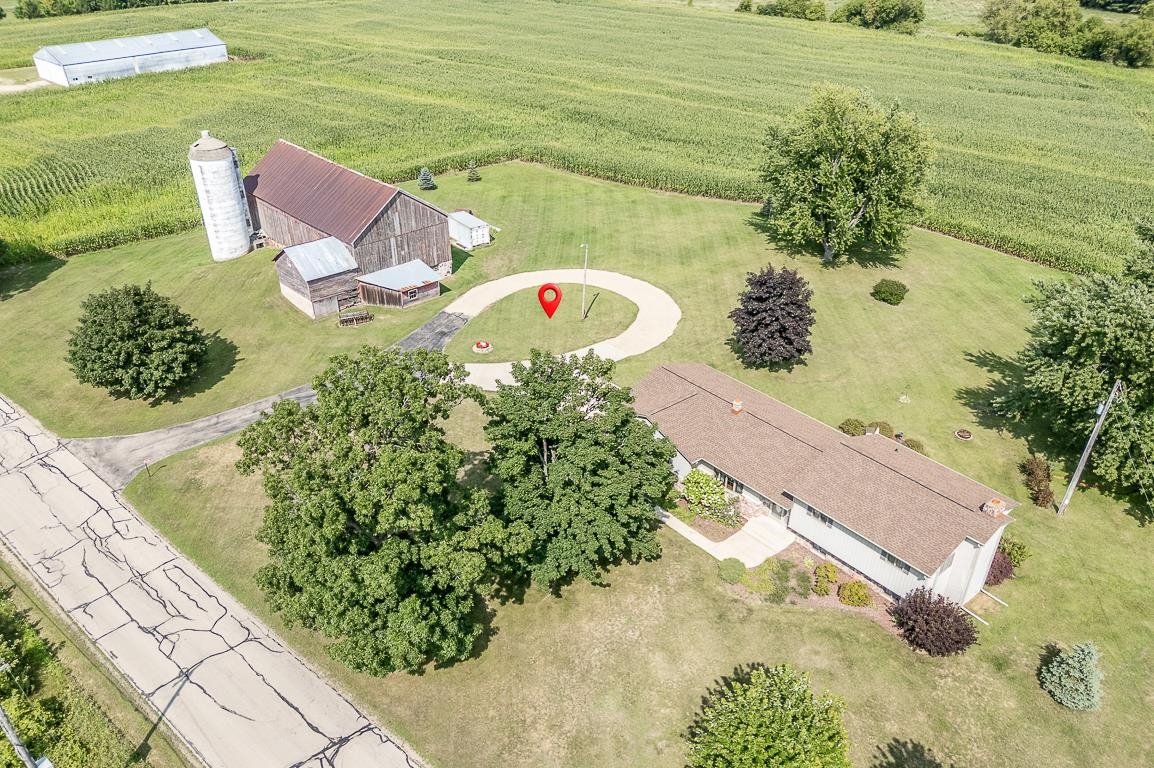N3212 BEAN CITY Road