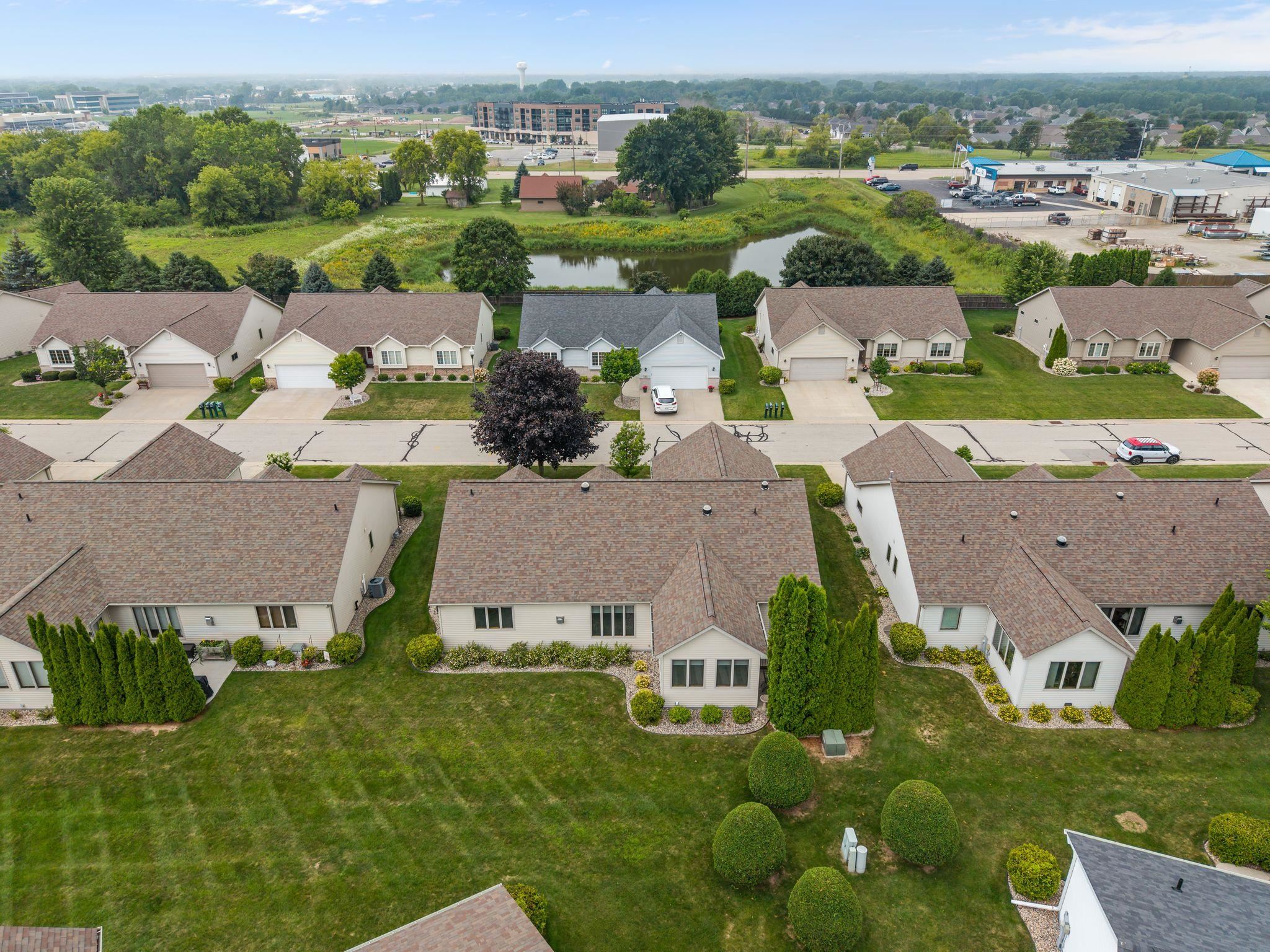 44 PENBROOK Circle
