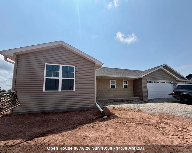 2091 RED FOX Lane