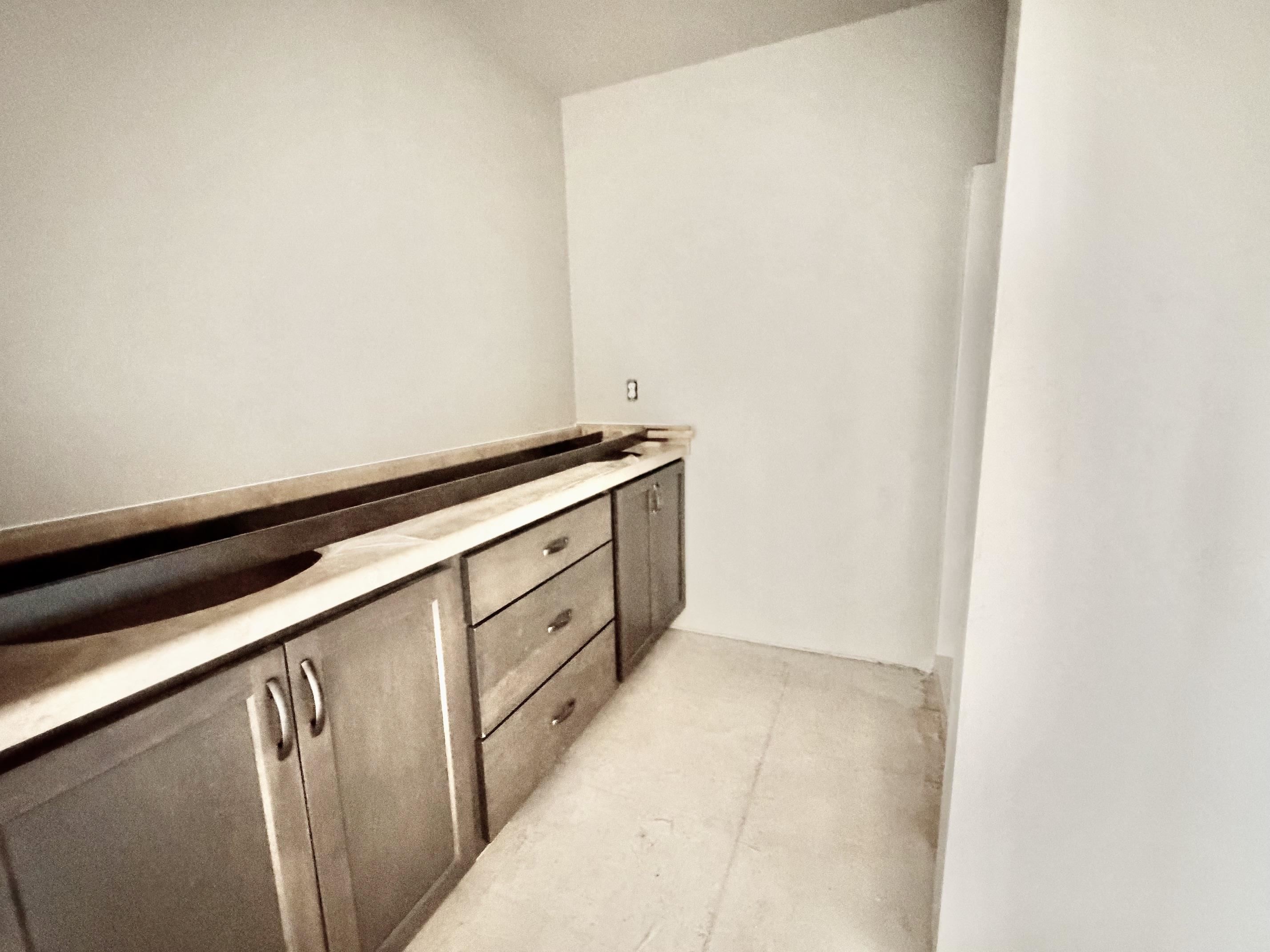 2091 RED FOX Lane