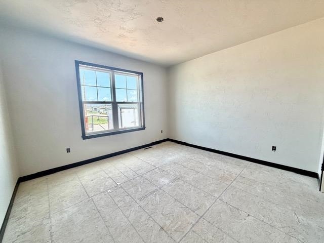 2091 RED FOX Lane