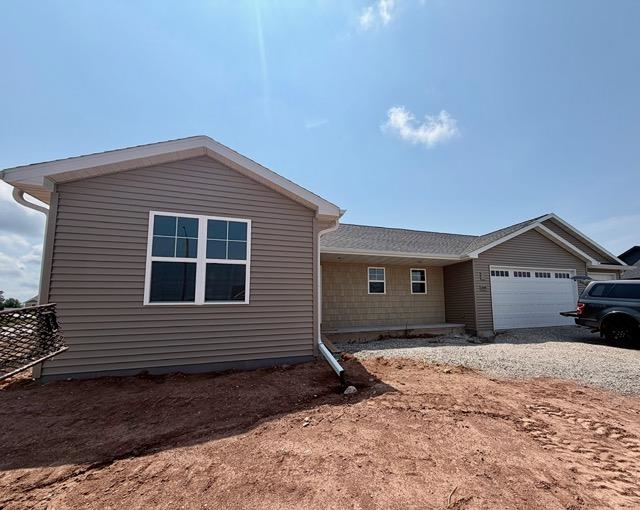 2091 RED FOX Lane