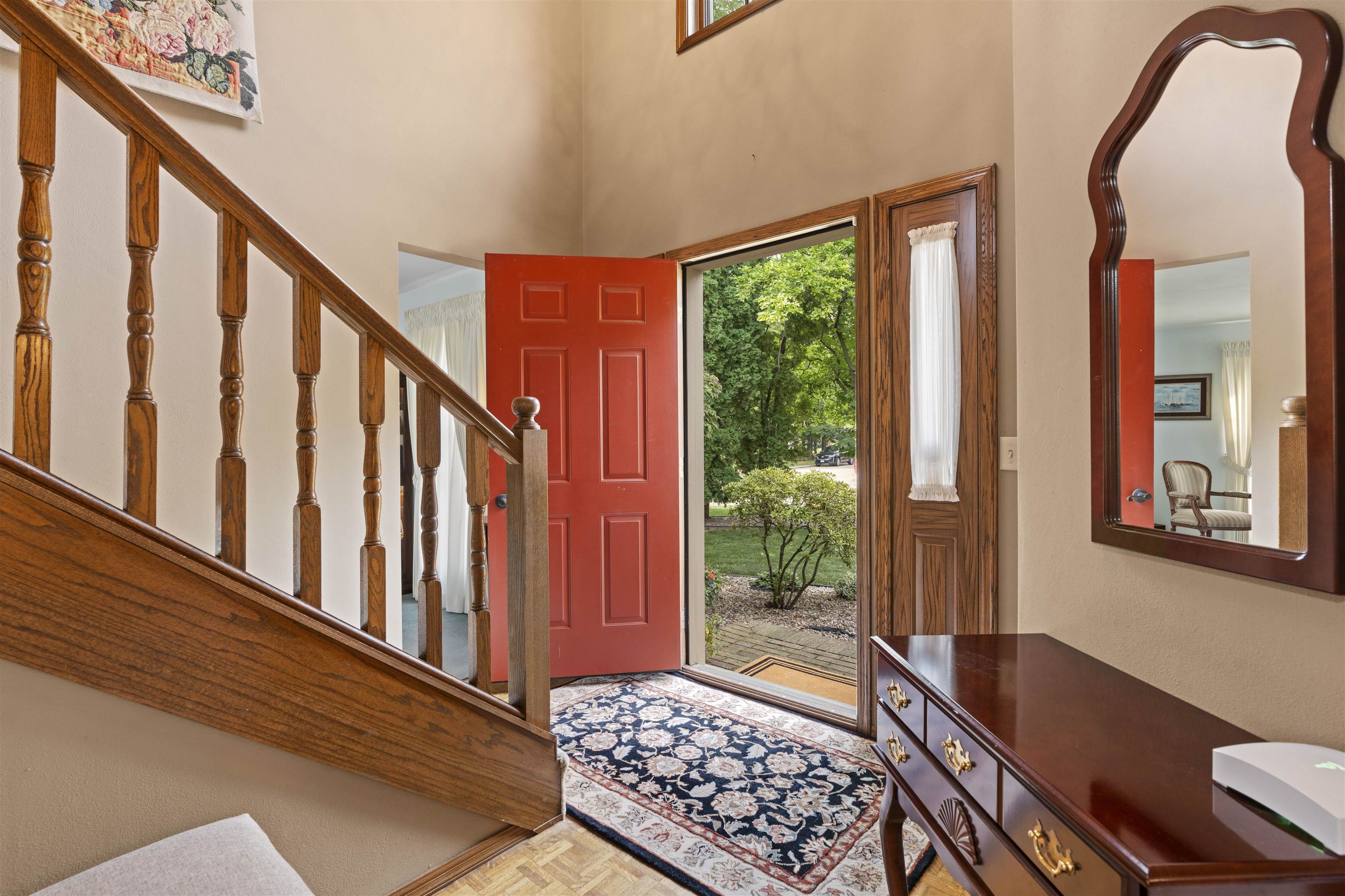 609 SCARLET OAK Court