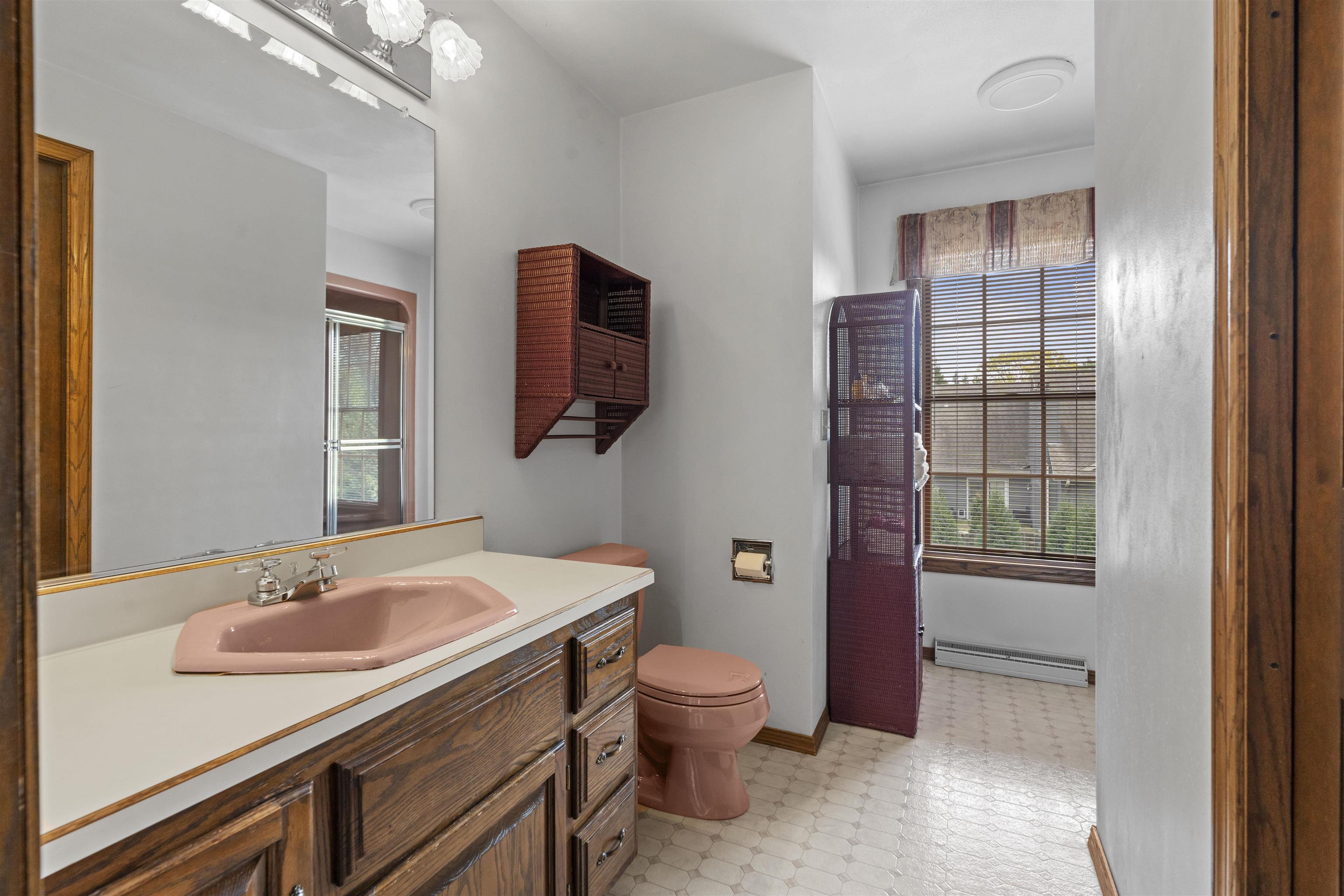 609 SCARLET OAK Court