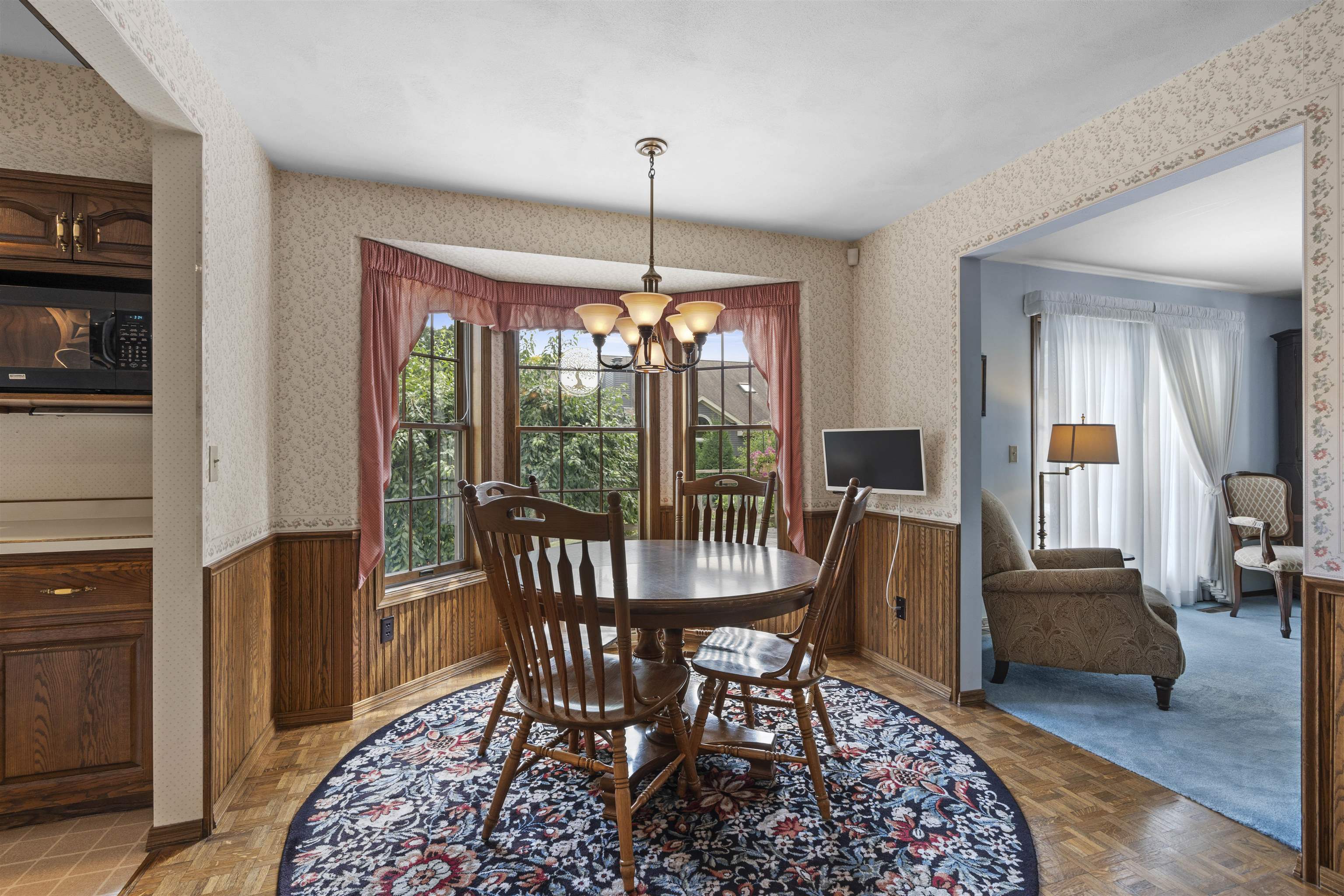 609 SCARLET OAK Court