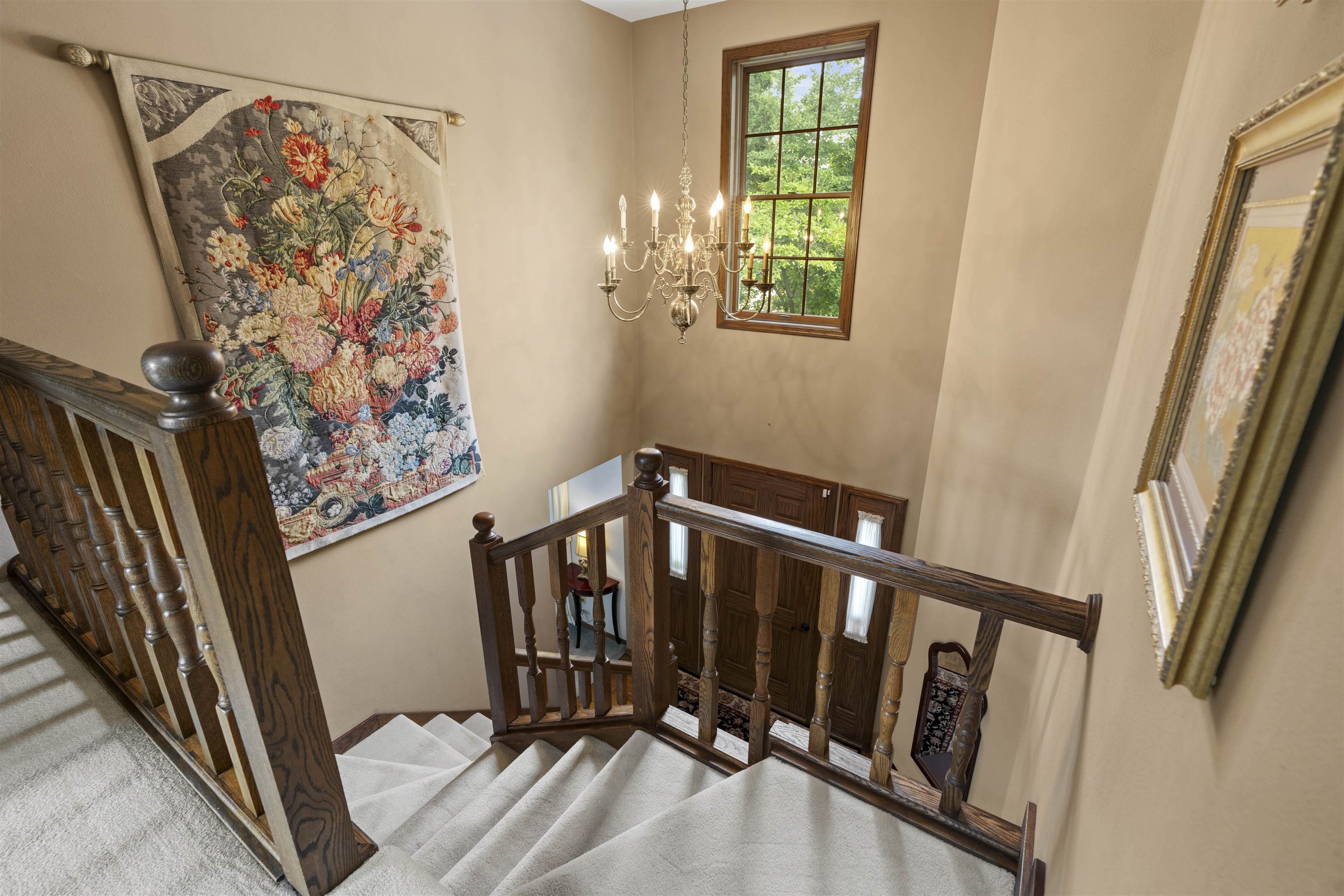 609 SCARLET OAK Court