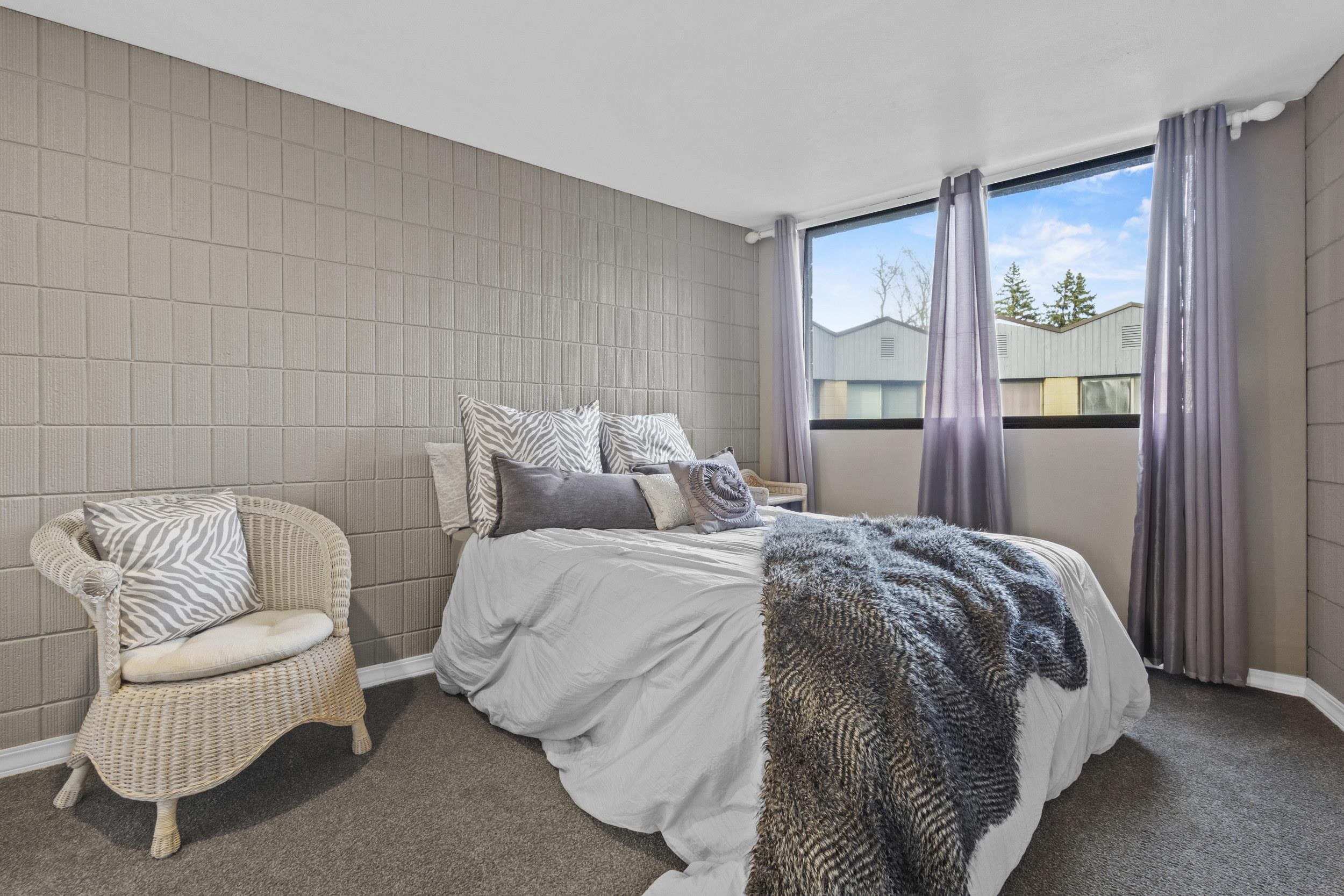 4545 W PINE Street Unit: E