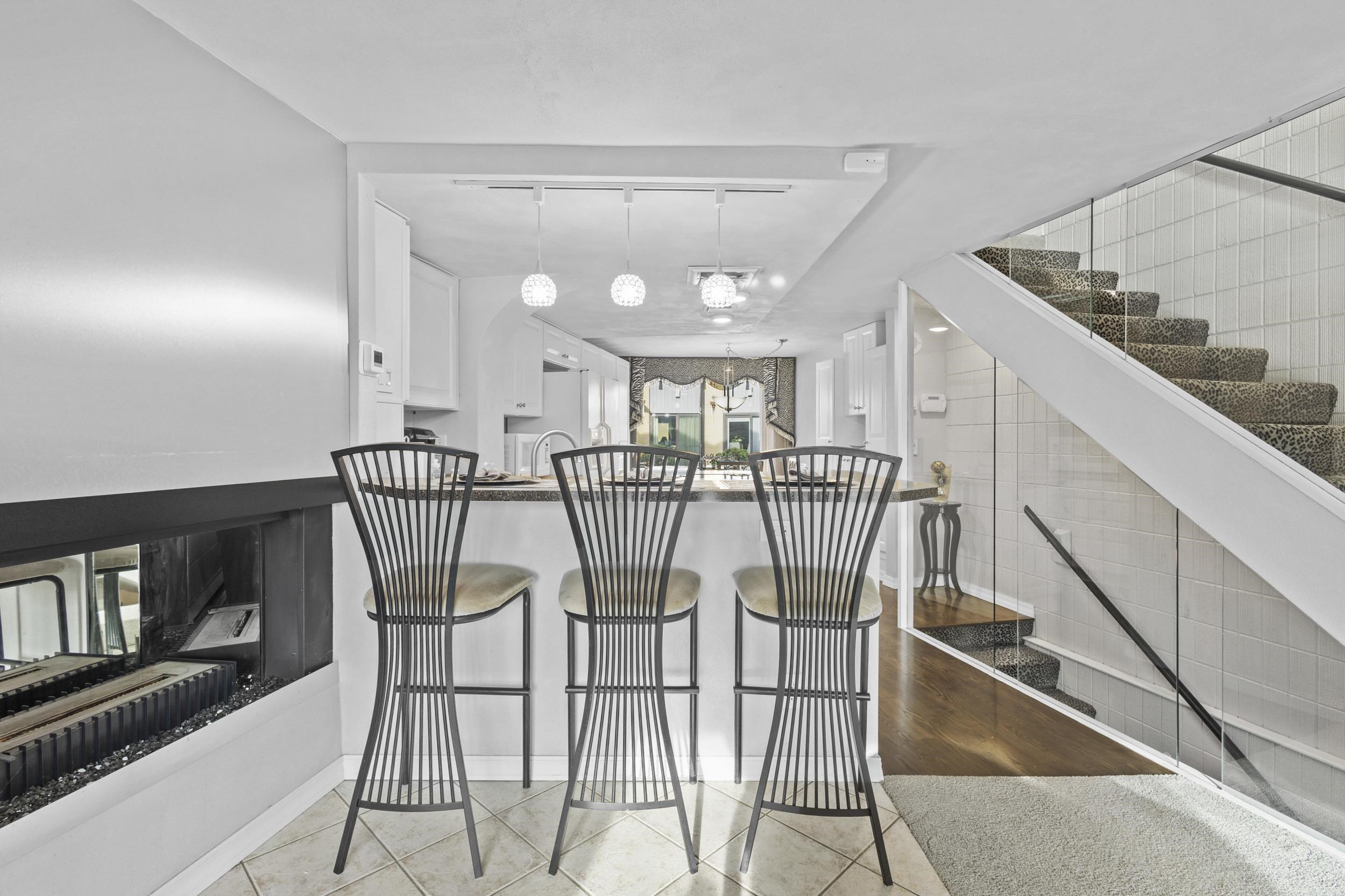 4545 W PINE Street Unit: E