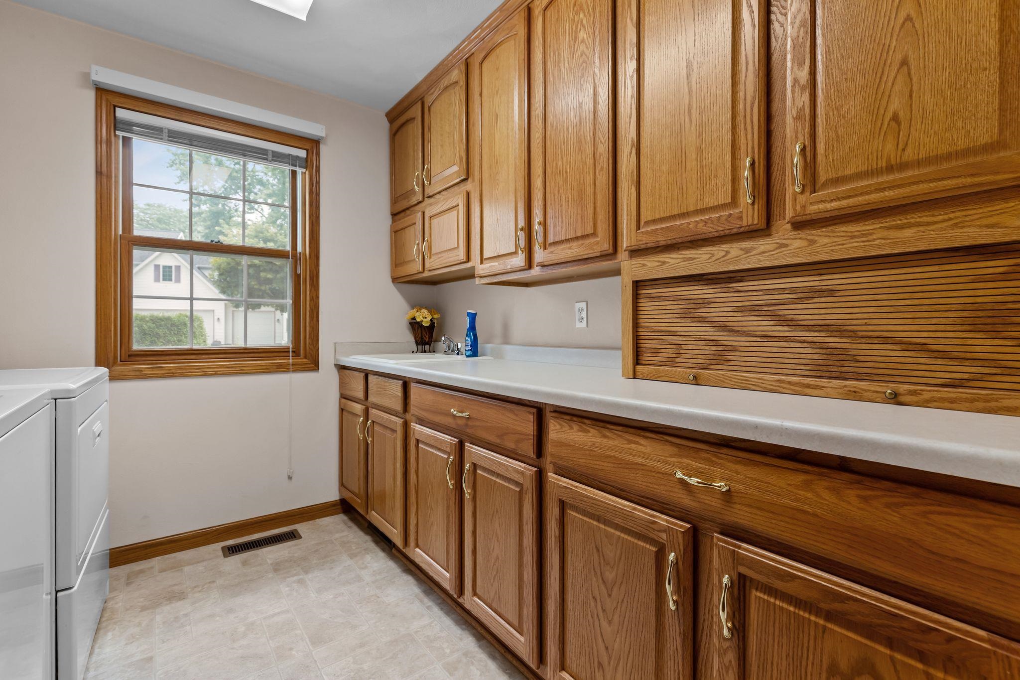 4224 TERRAVIEW Drive