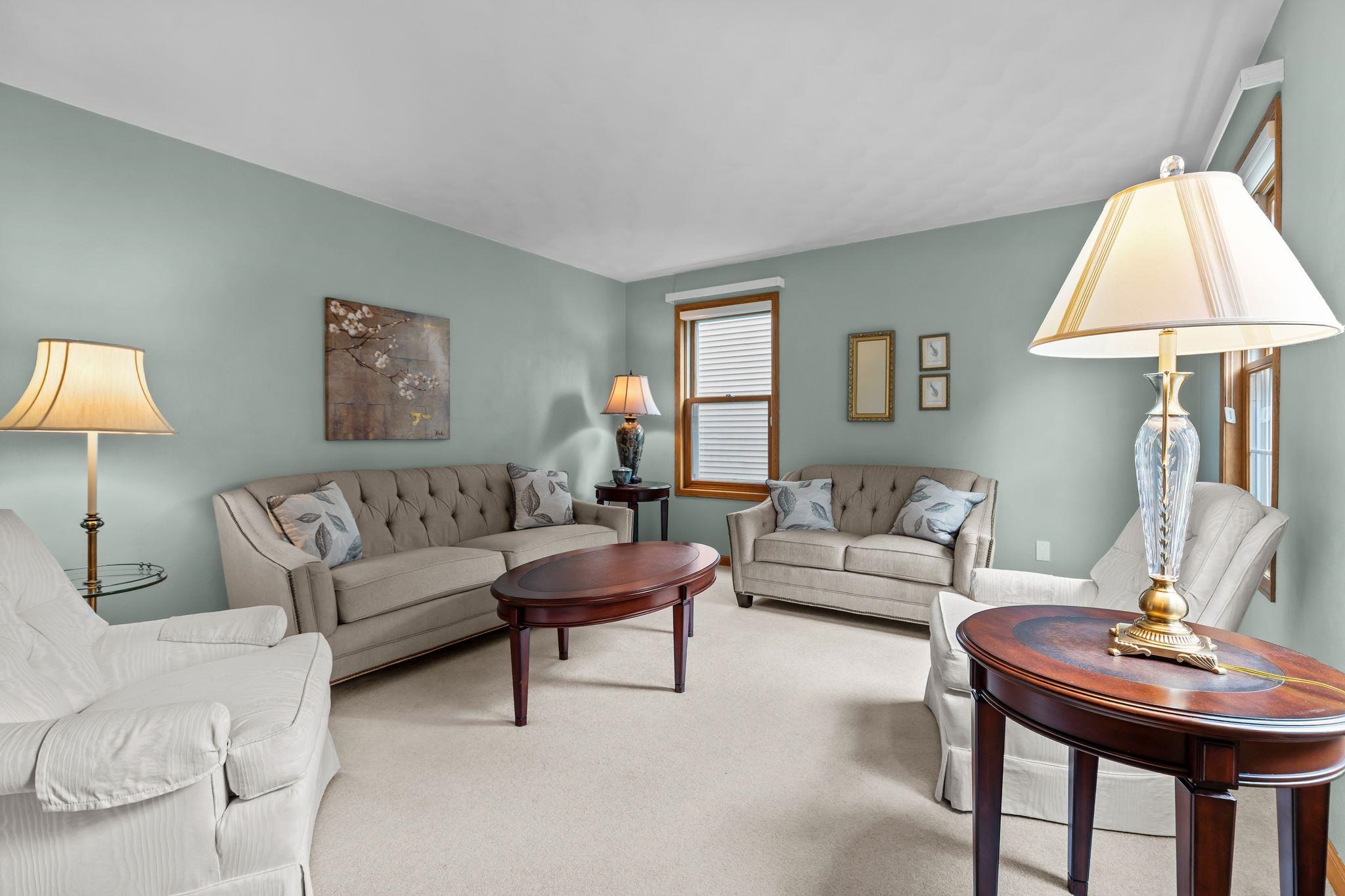 4224 TERRAVIEW Drive