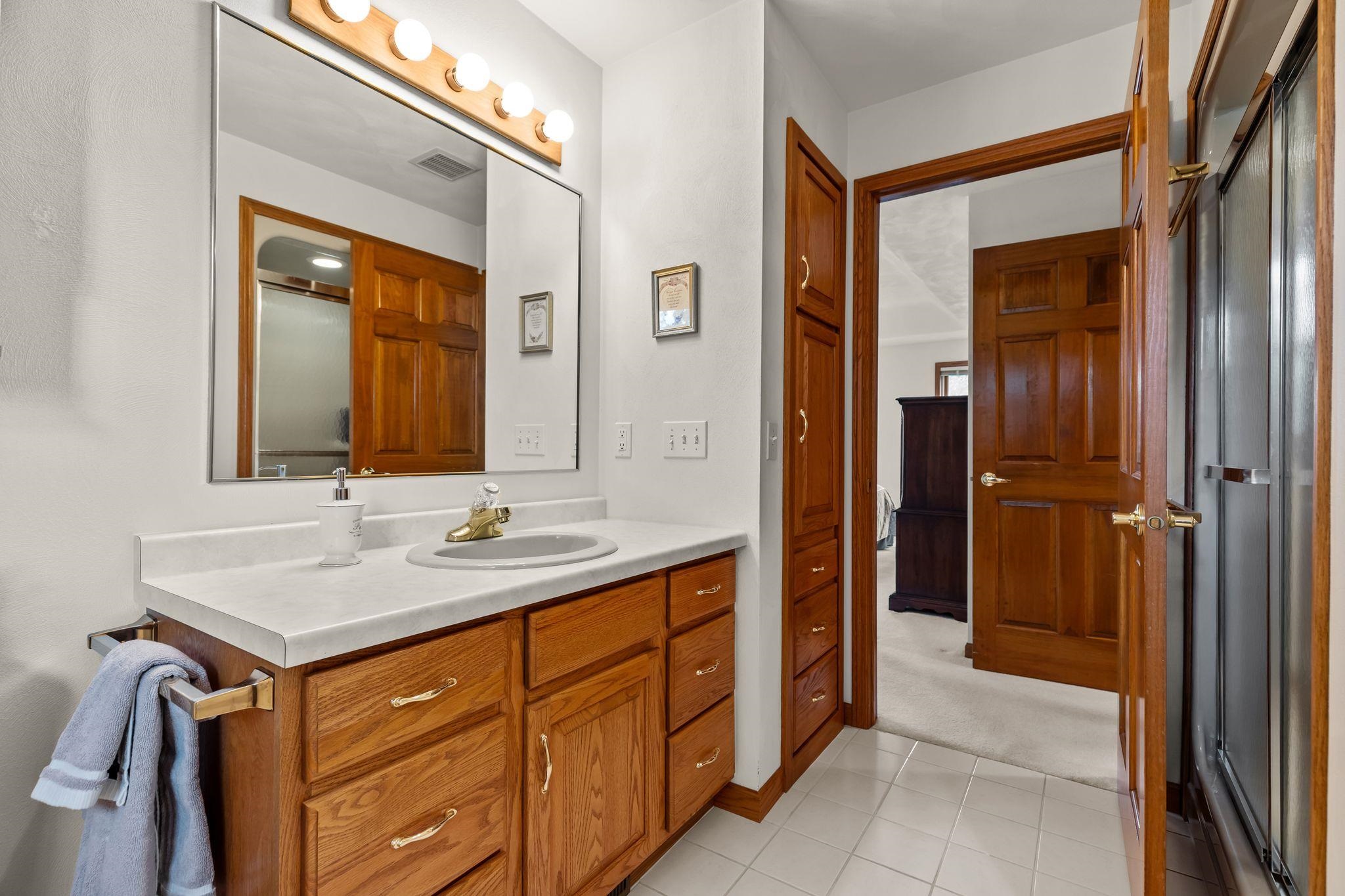 4224 TERRAVIEW Drive
