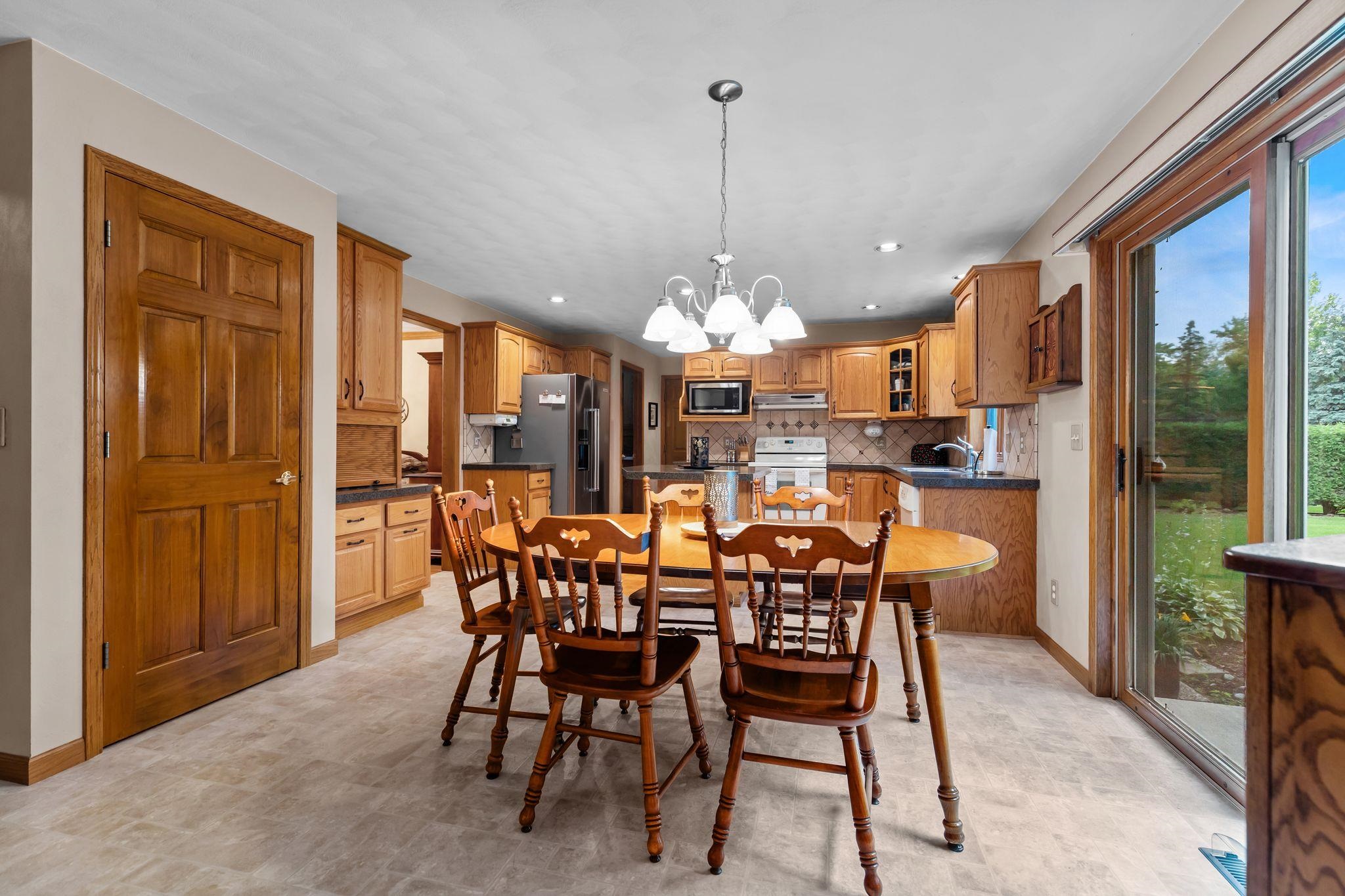 4224 TERRAVIEW Drive