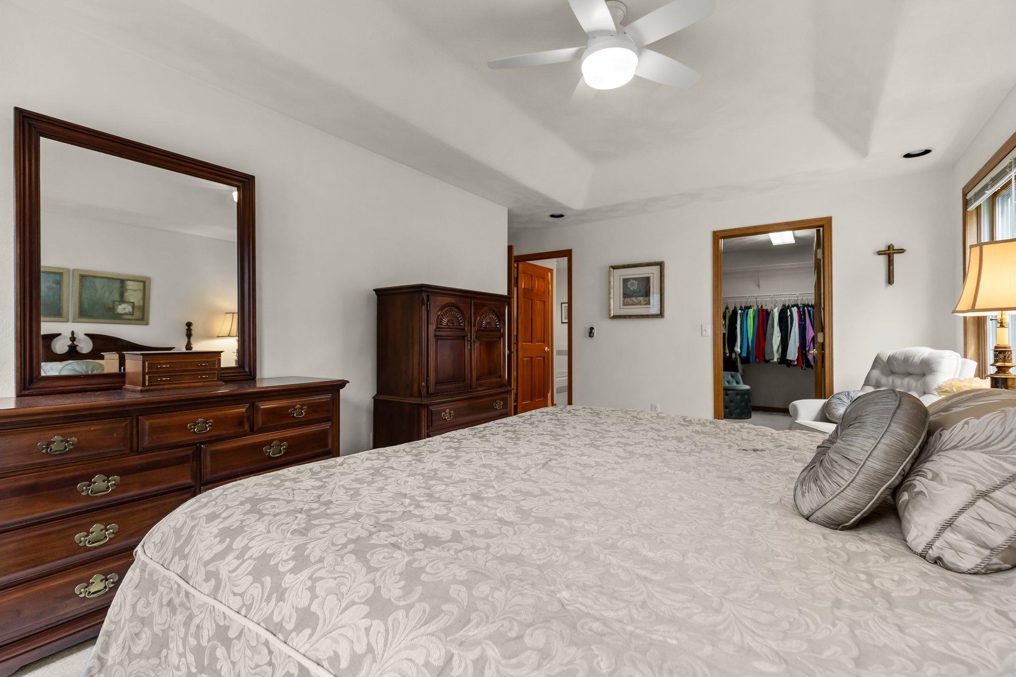4224 TERRAVIEW Drive