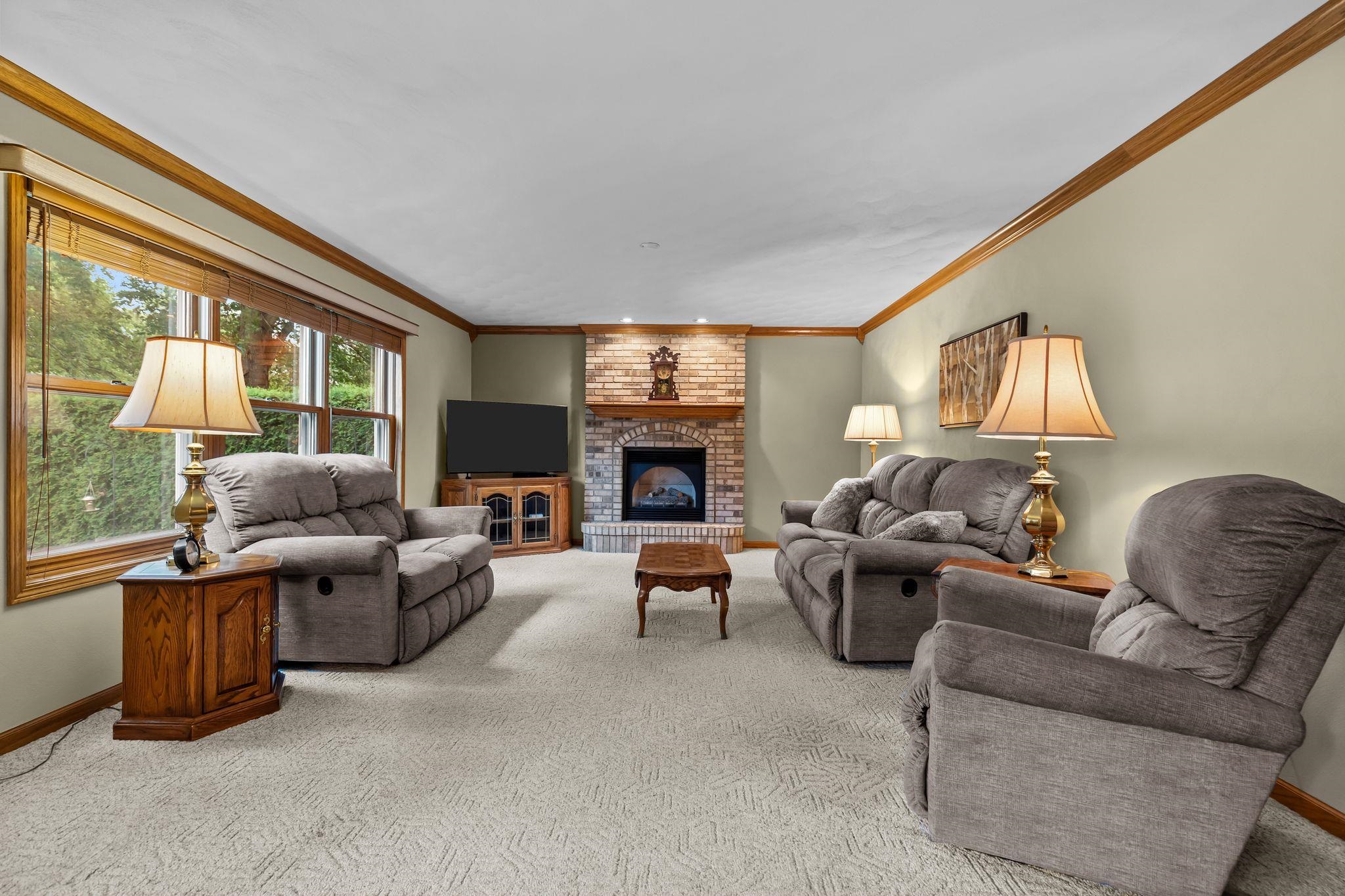 4224 TERRAVIEW Drive