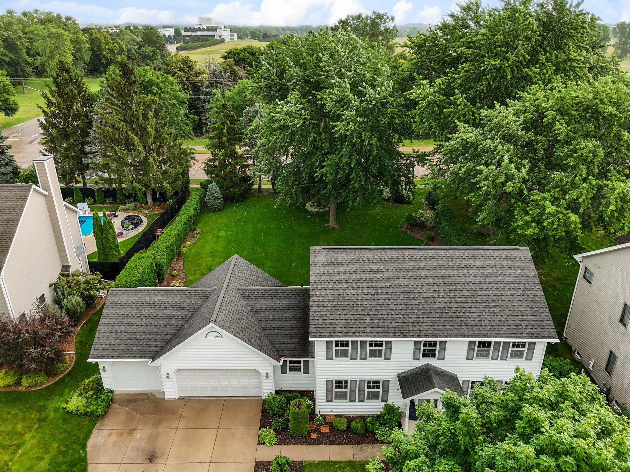 4224 TERRAVIEW Drive