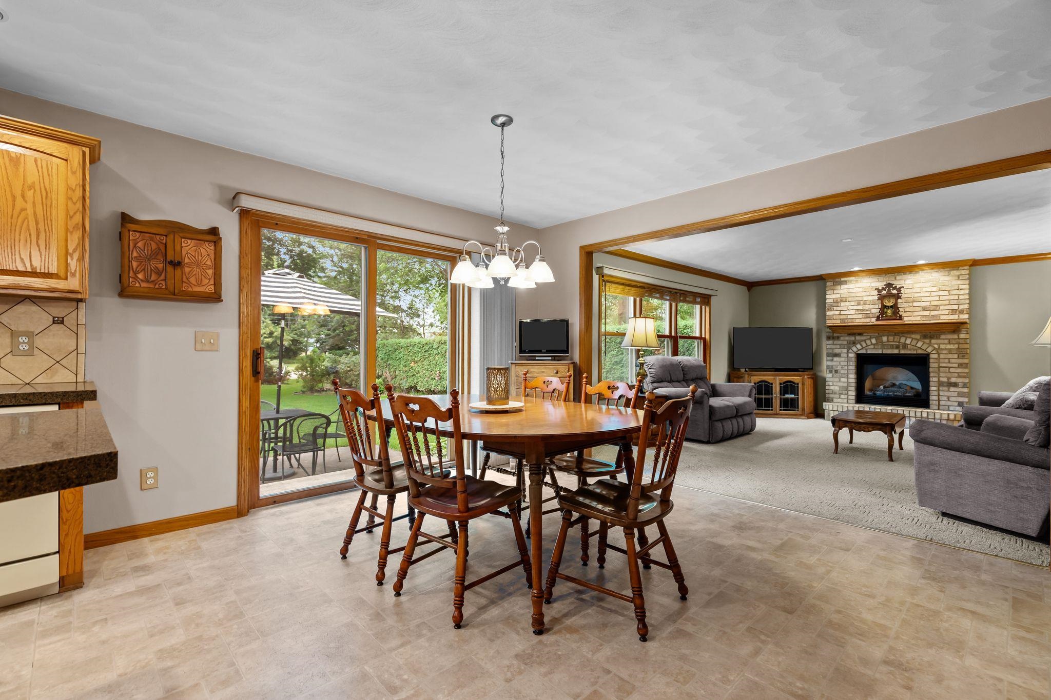4224 TERRAVIEW Drive