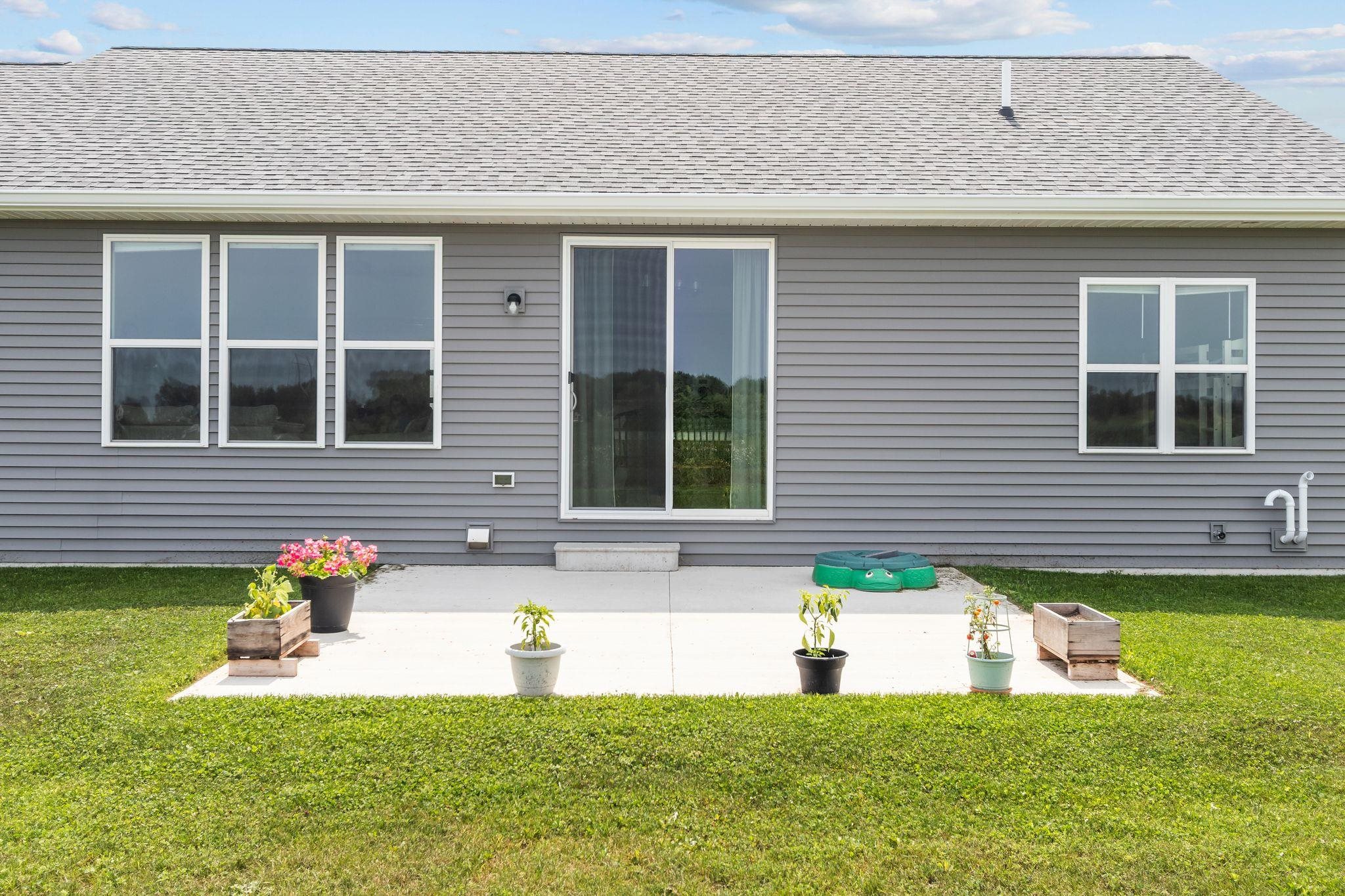 3846 E ZION Lane