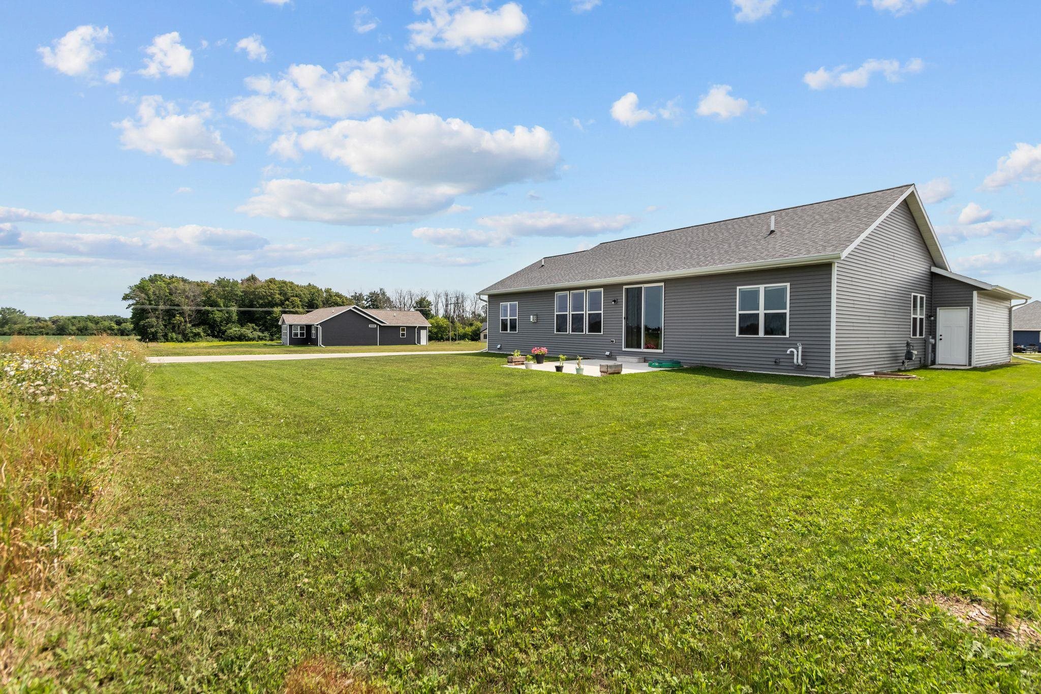 3846 E ZION Lane