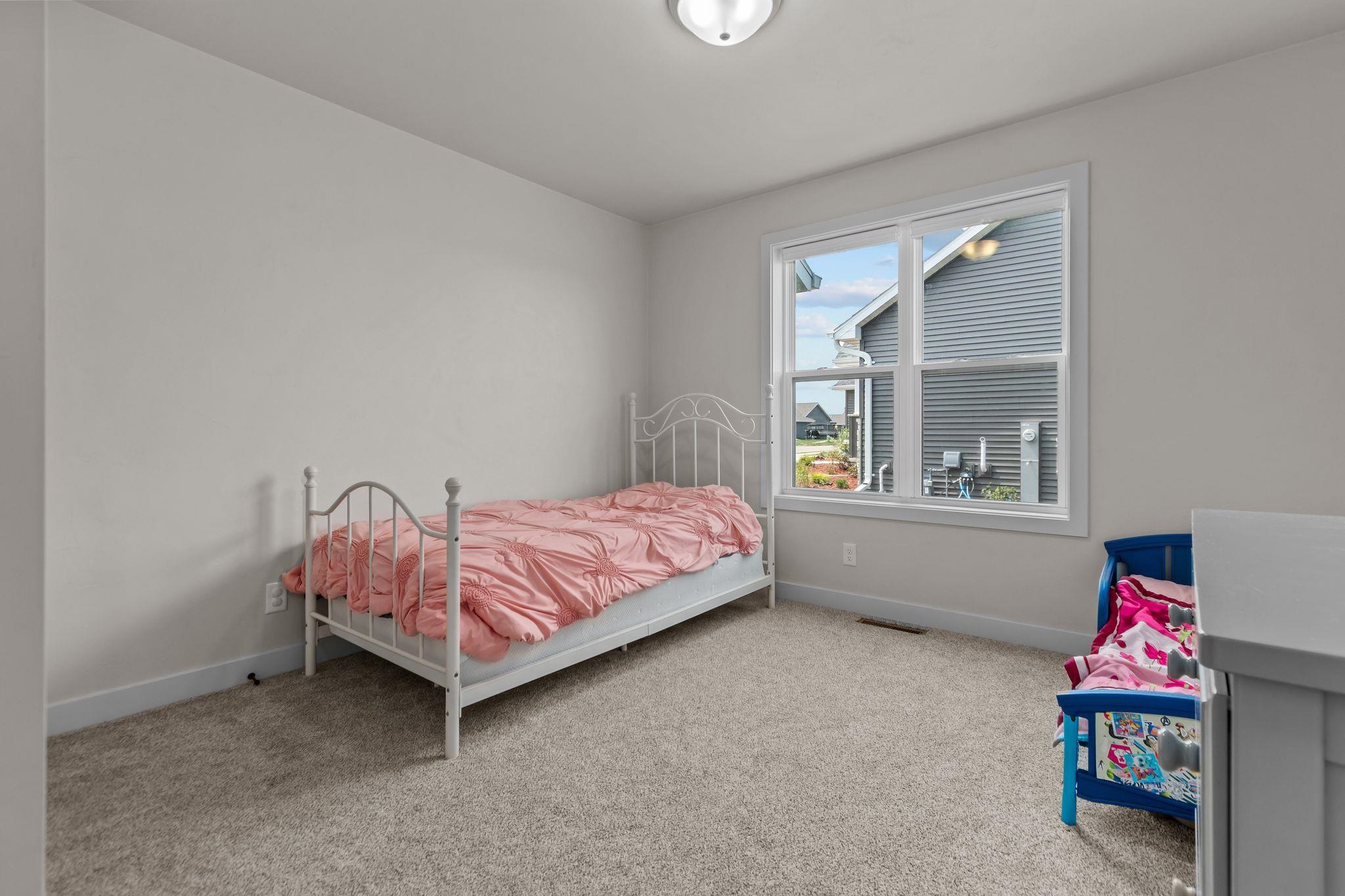 3846 E ZION Lane