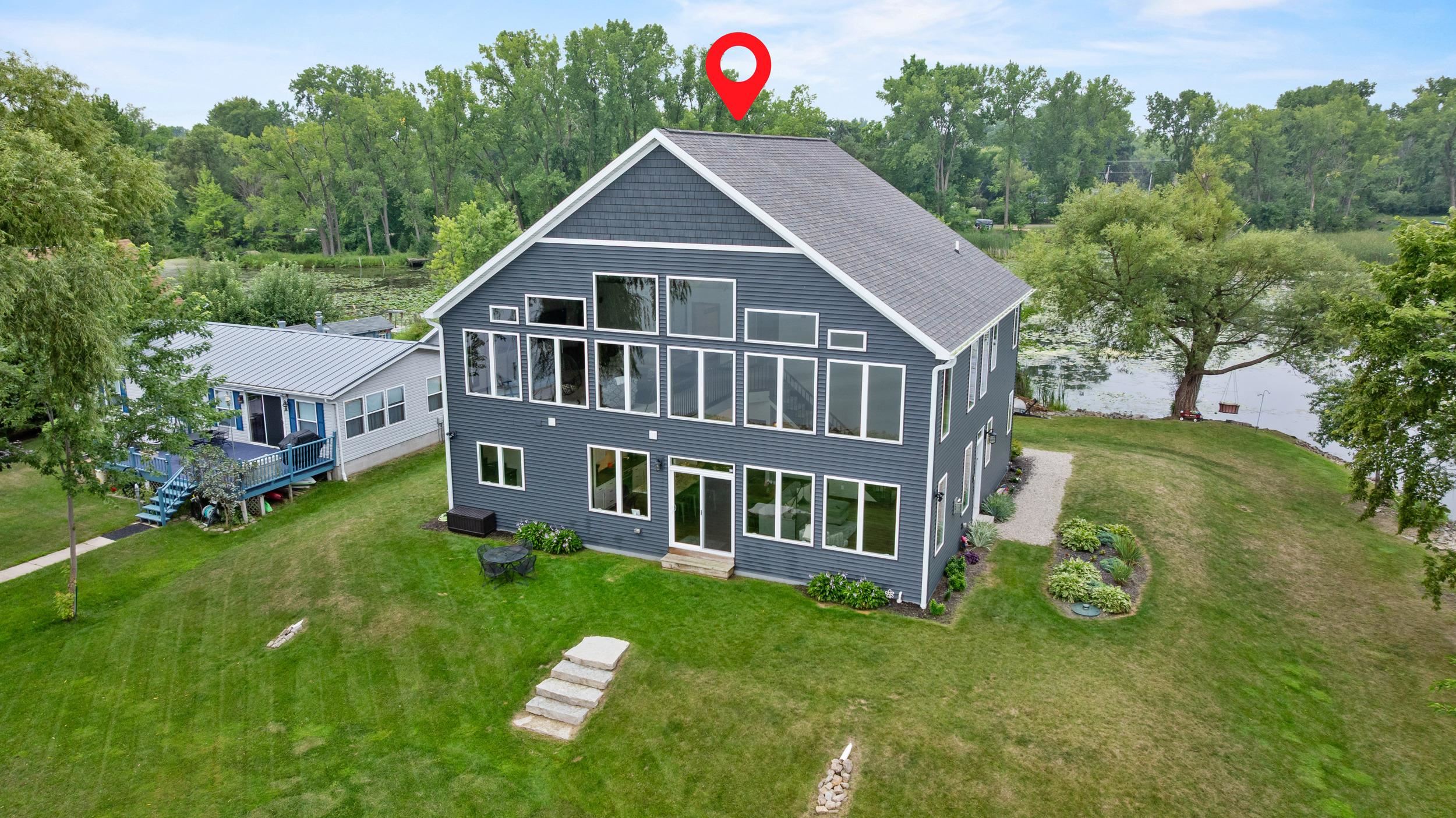 6392 LAKESHORE Road