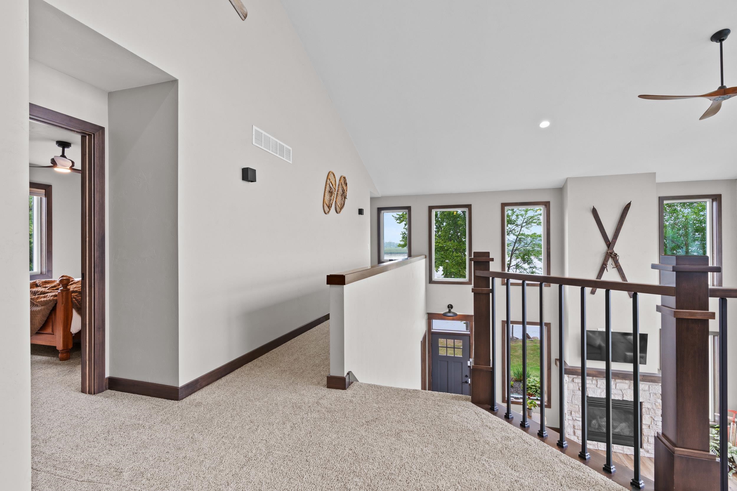 6392 LAKESHORE Road