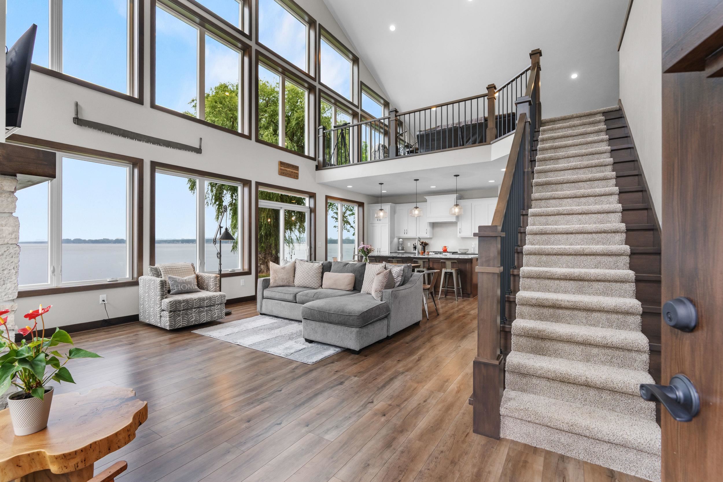 6392 LAKESHORE Road