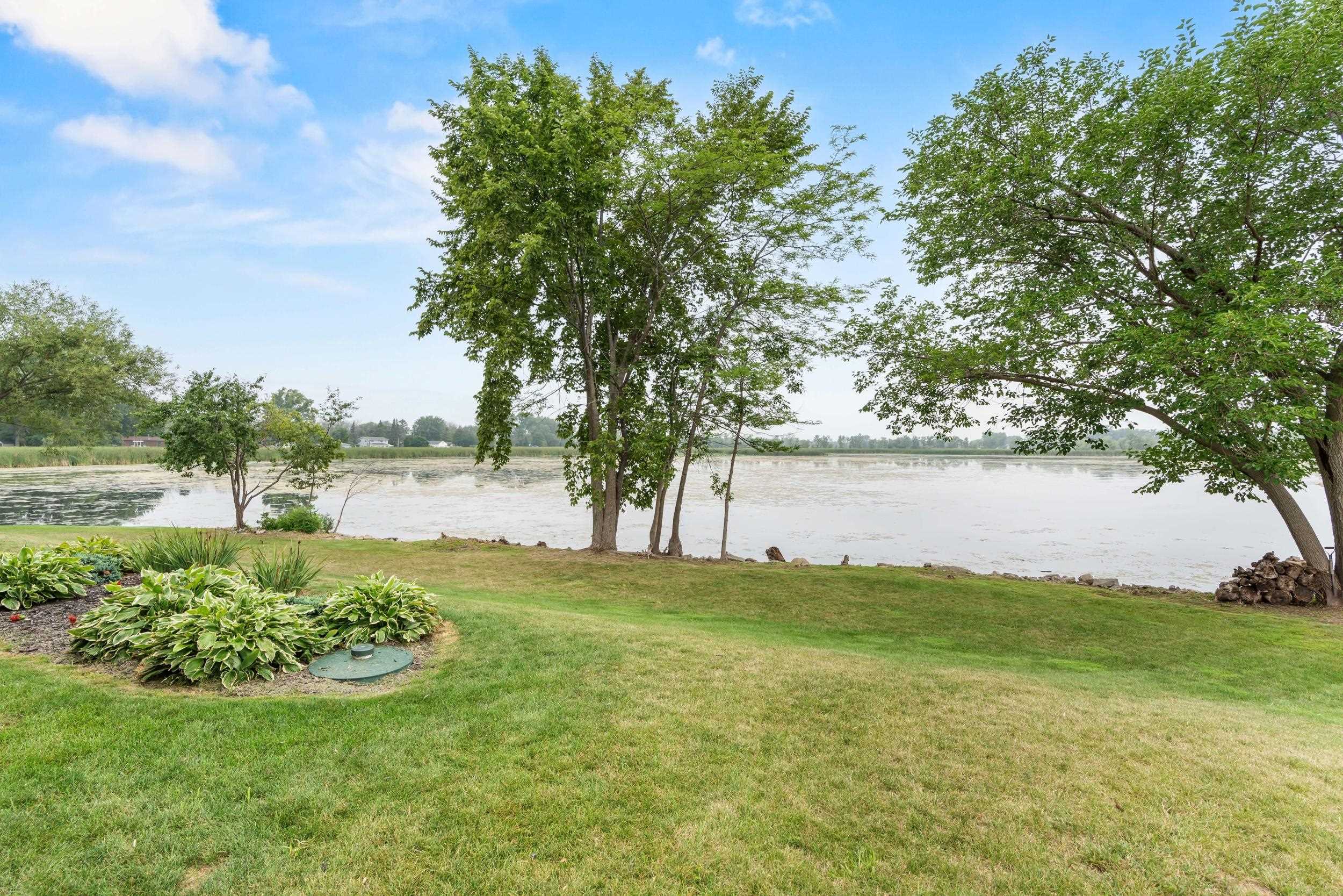 6392 LAKESHORE Road
