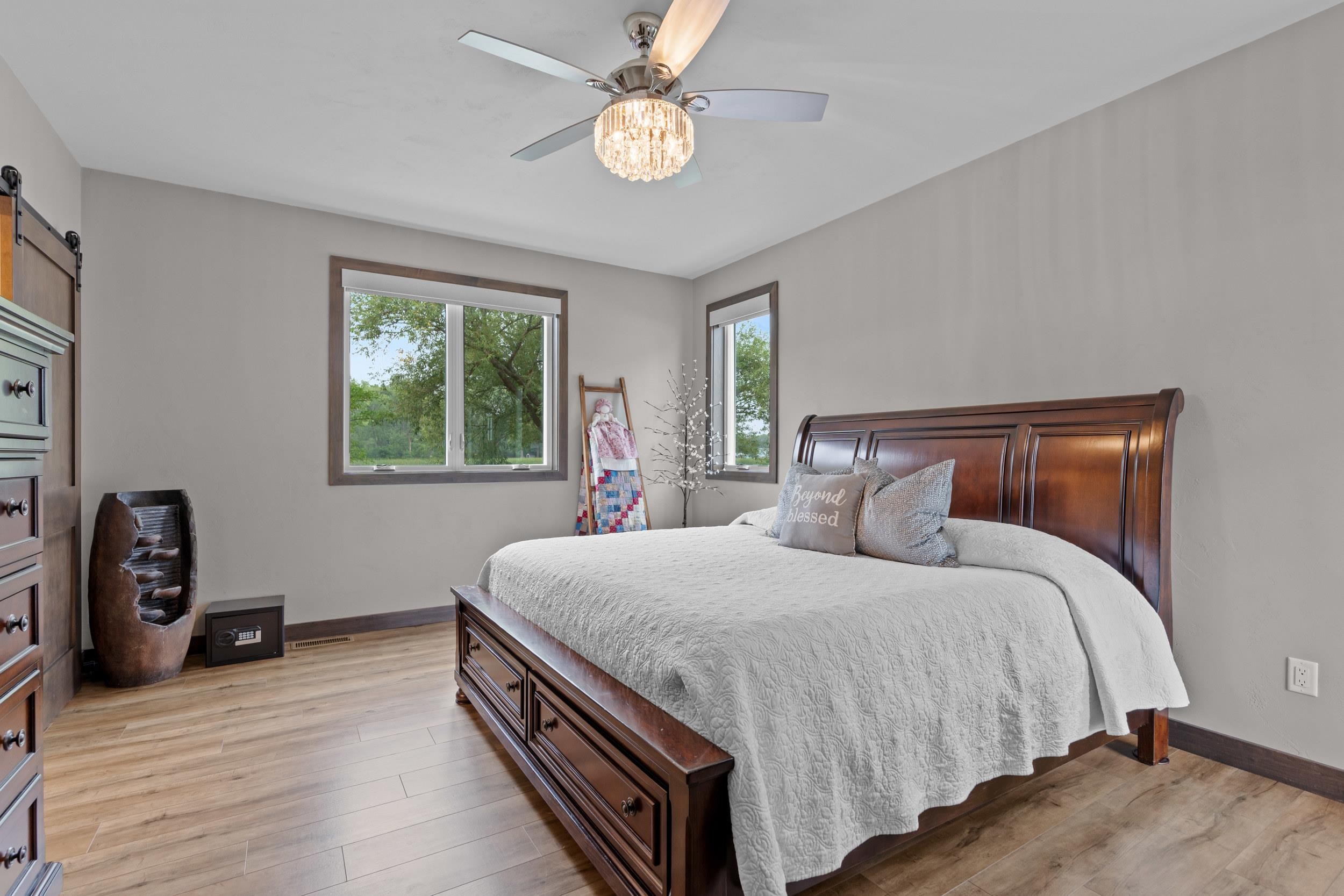 6392 LAKESHORE Road
