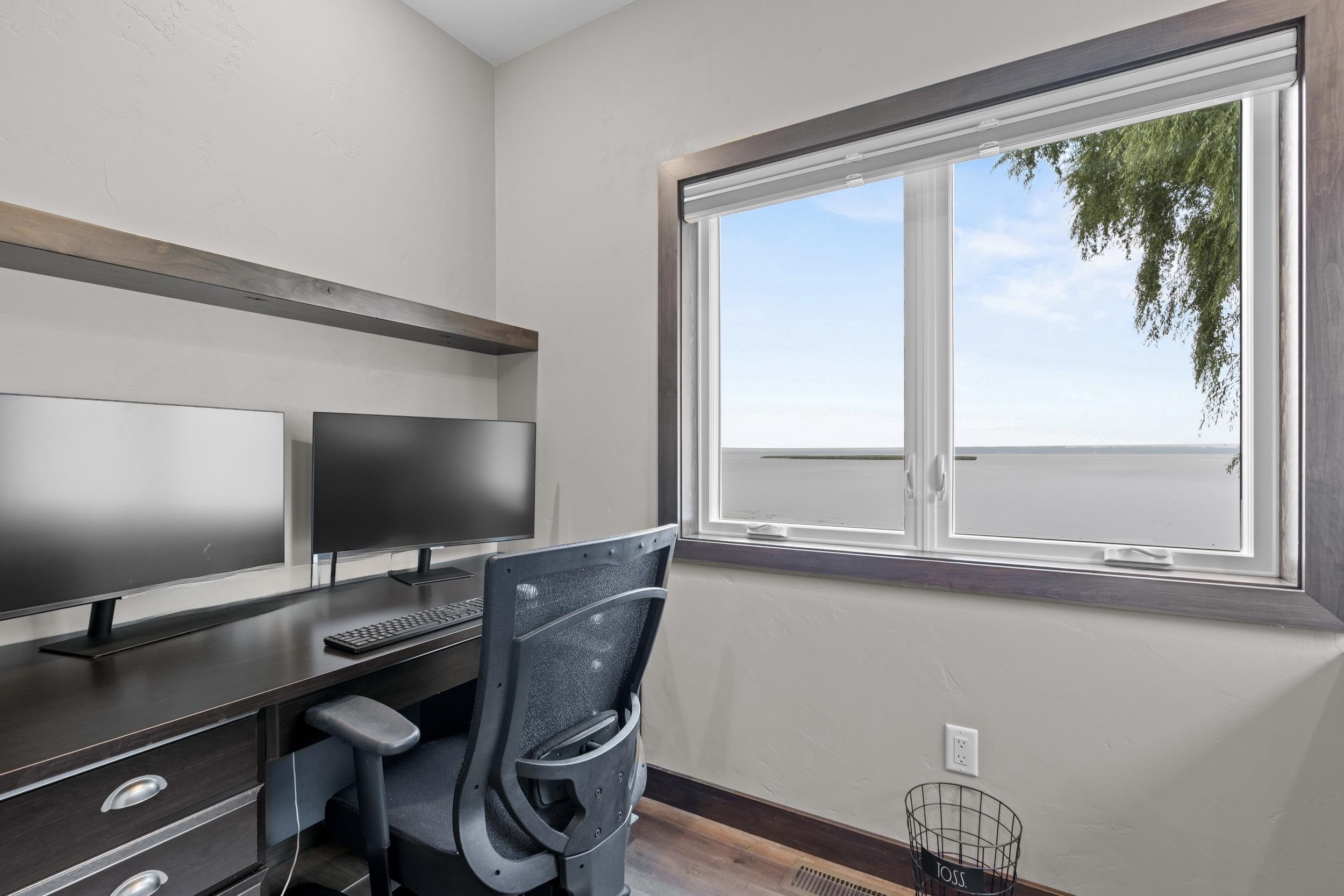 6392 LAKESHORE Road