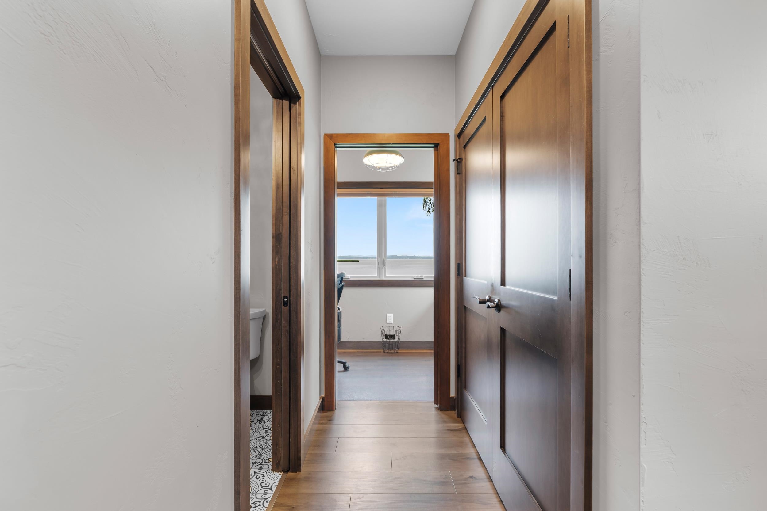 6392 LAKESHORE Road