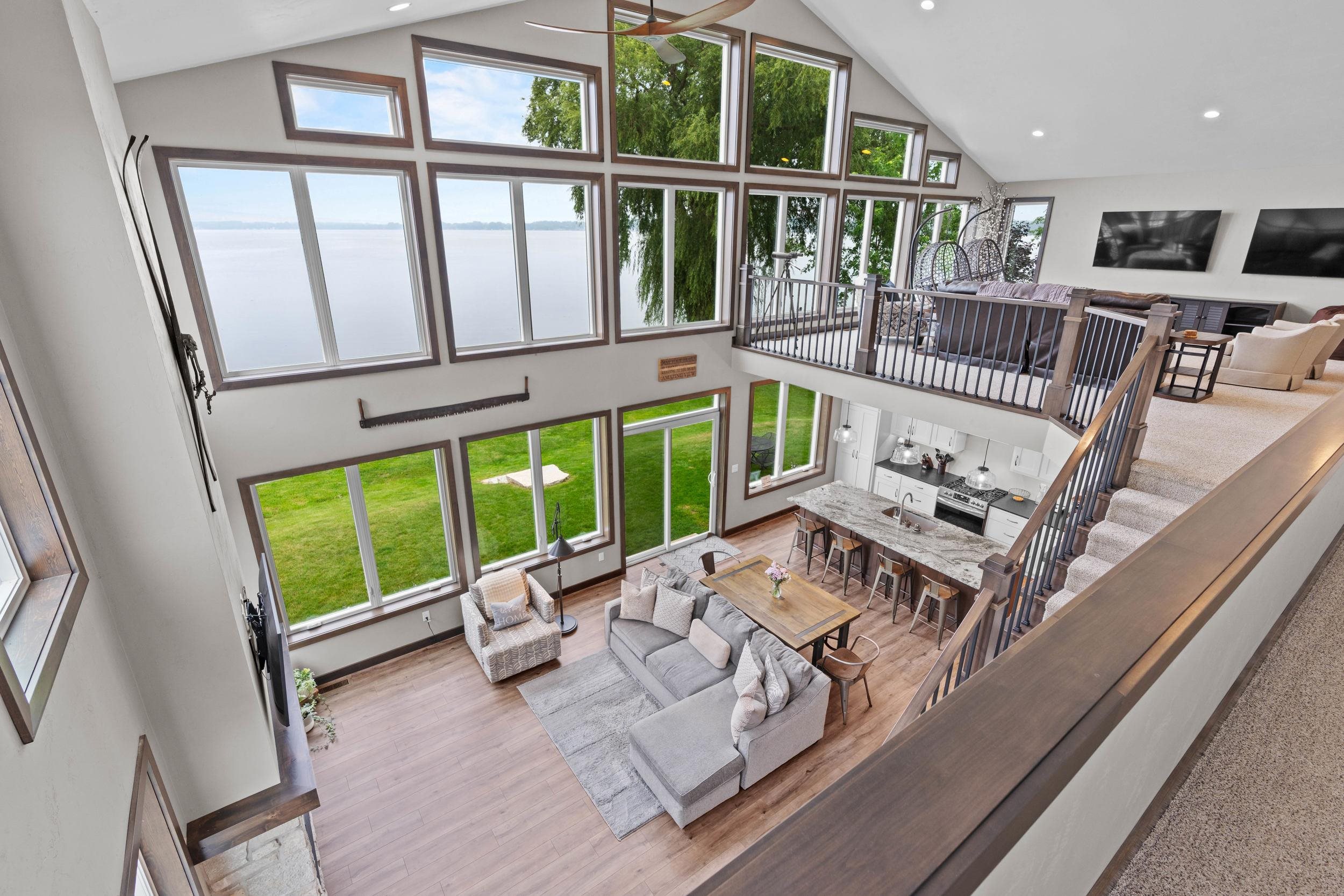 6392 LAKESHORE Road