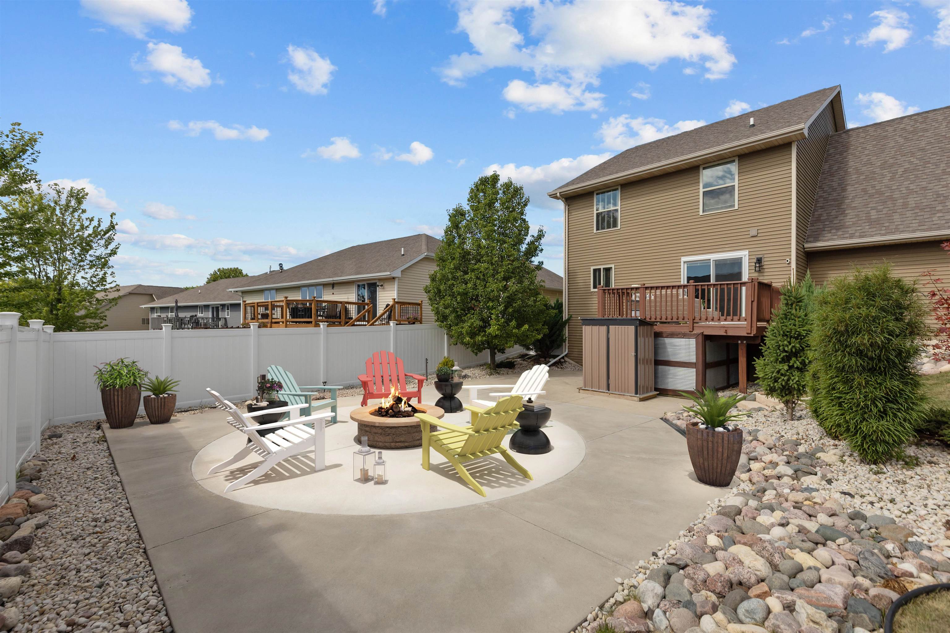 2876 CHRYSTELLA Drive